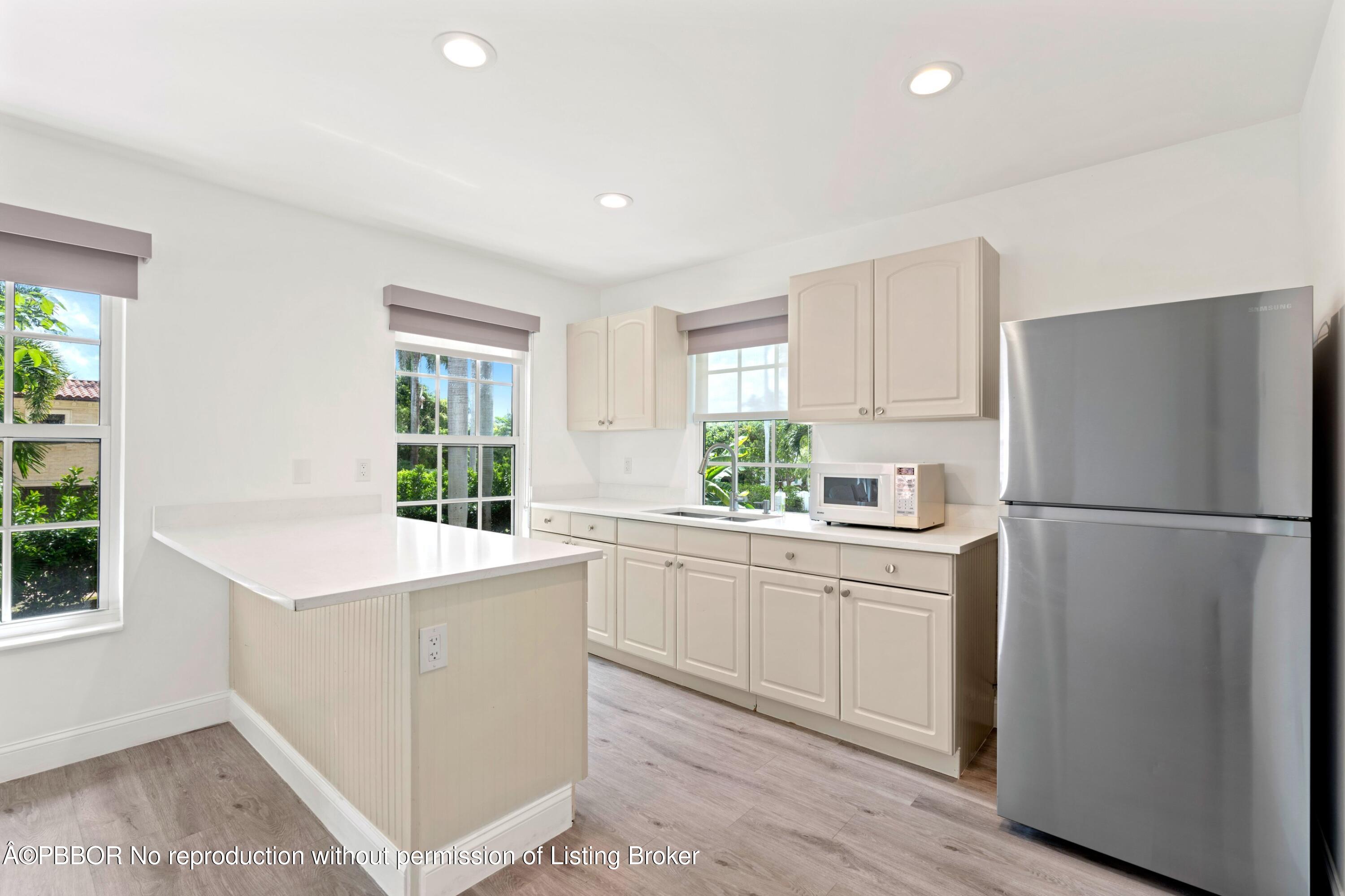 3304 N Flagler Drive
