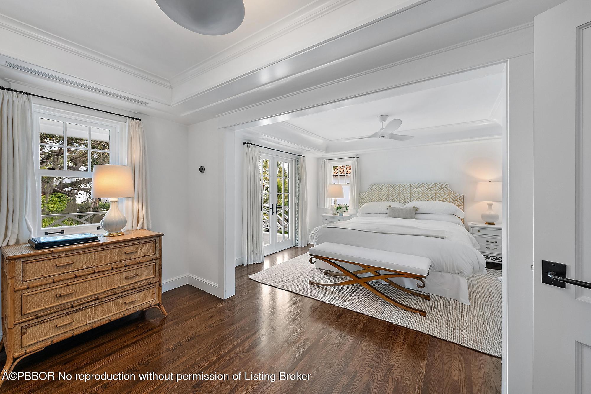 "Sea" Street Paradise