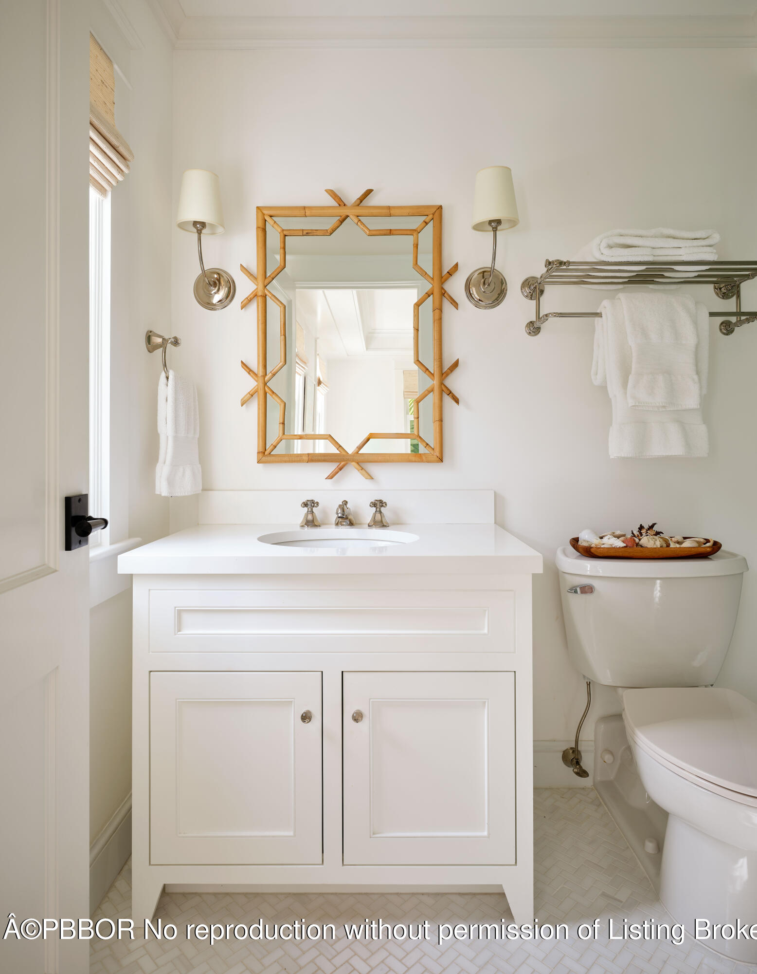 "Sea" Street Paradise