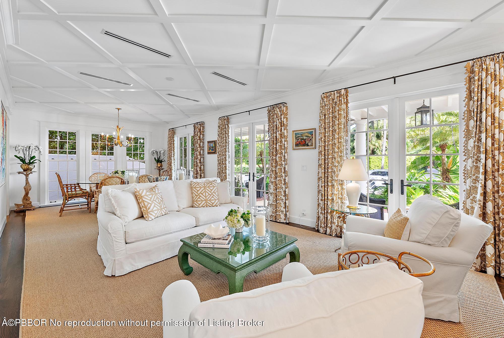 "Sea" Street Paradise