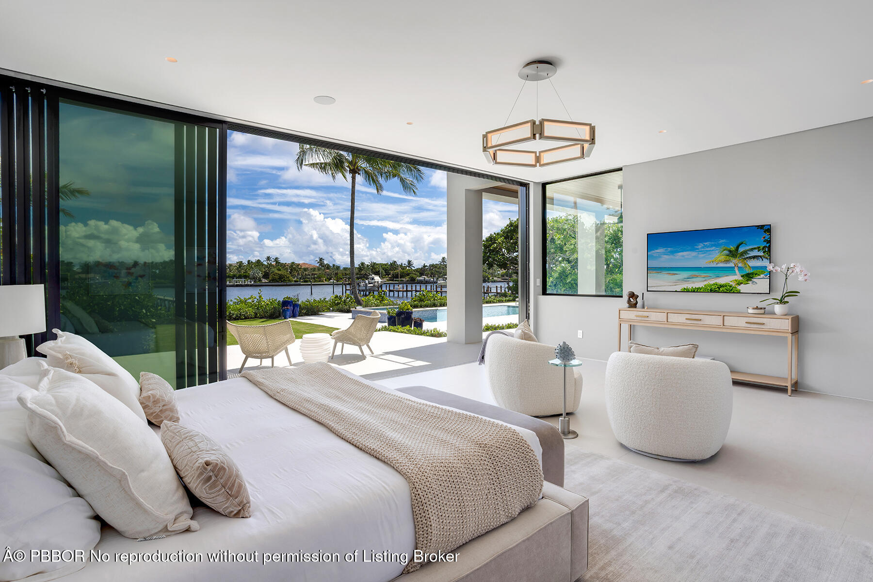 1422 SE Atlantic Drive