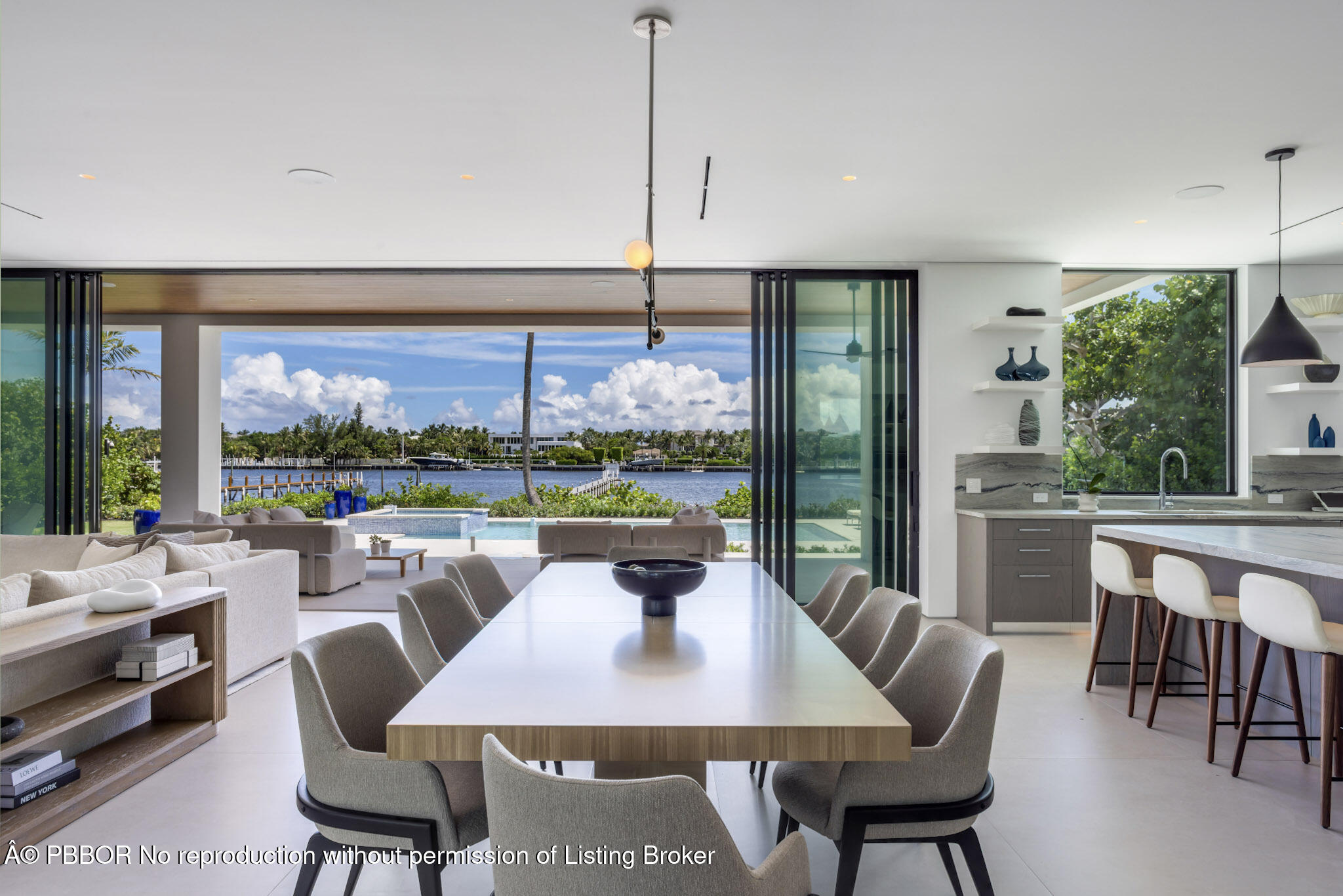 1422 SE Atlantic Drive