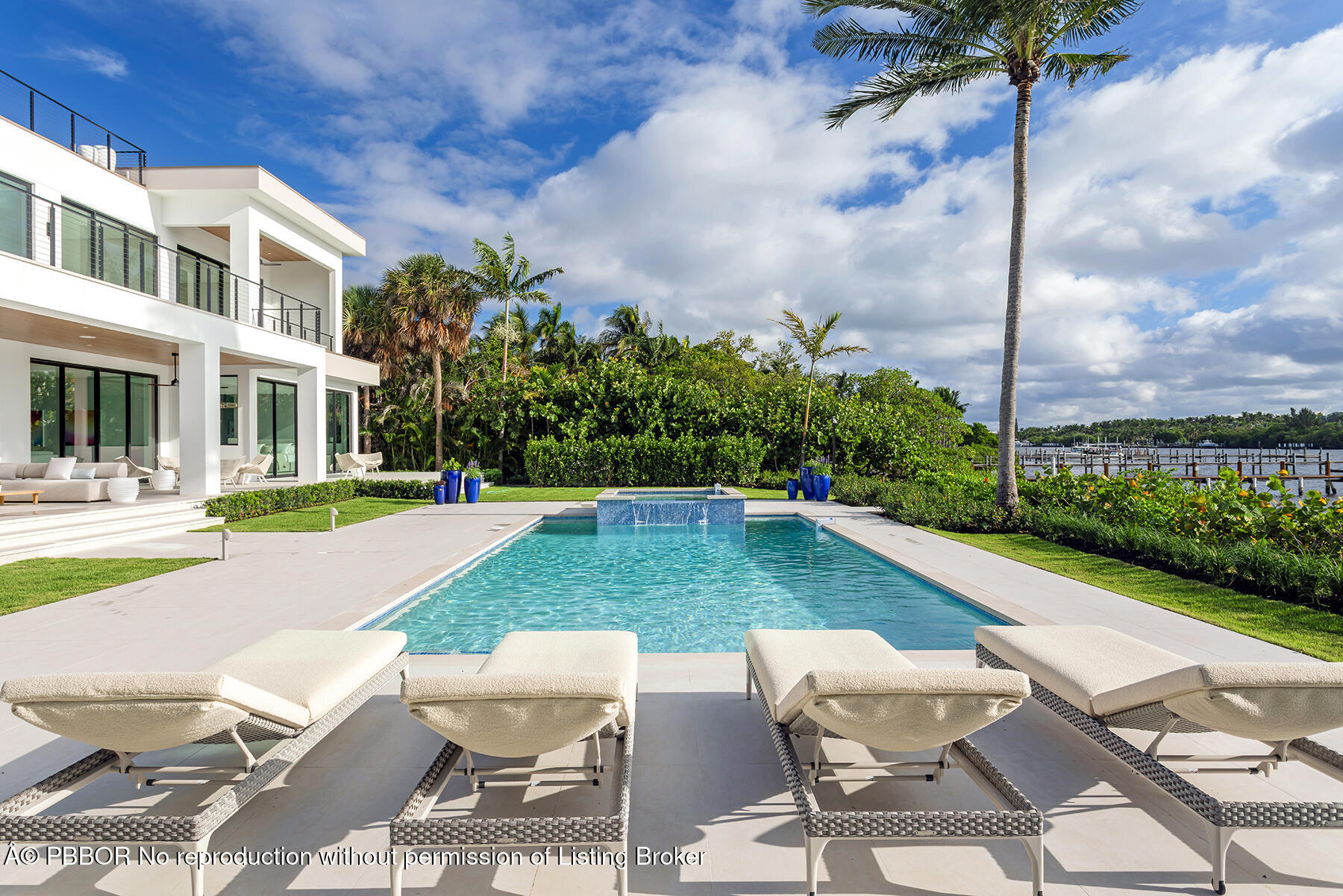 1422 SE Atlantic Drive