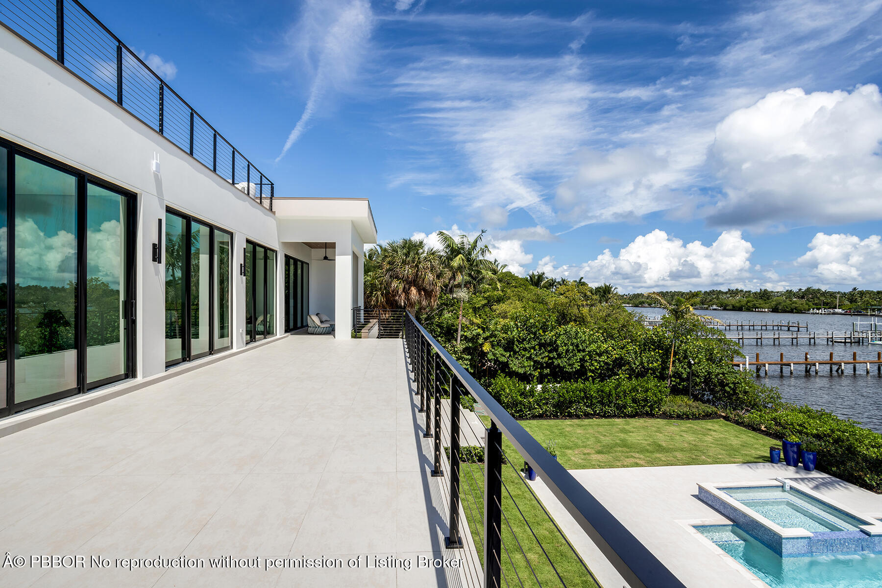 1422 SE Atlantic Drive