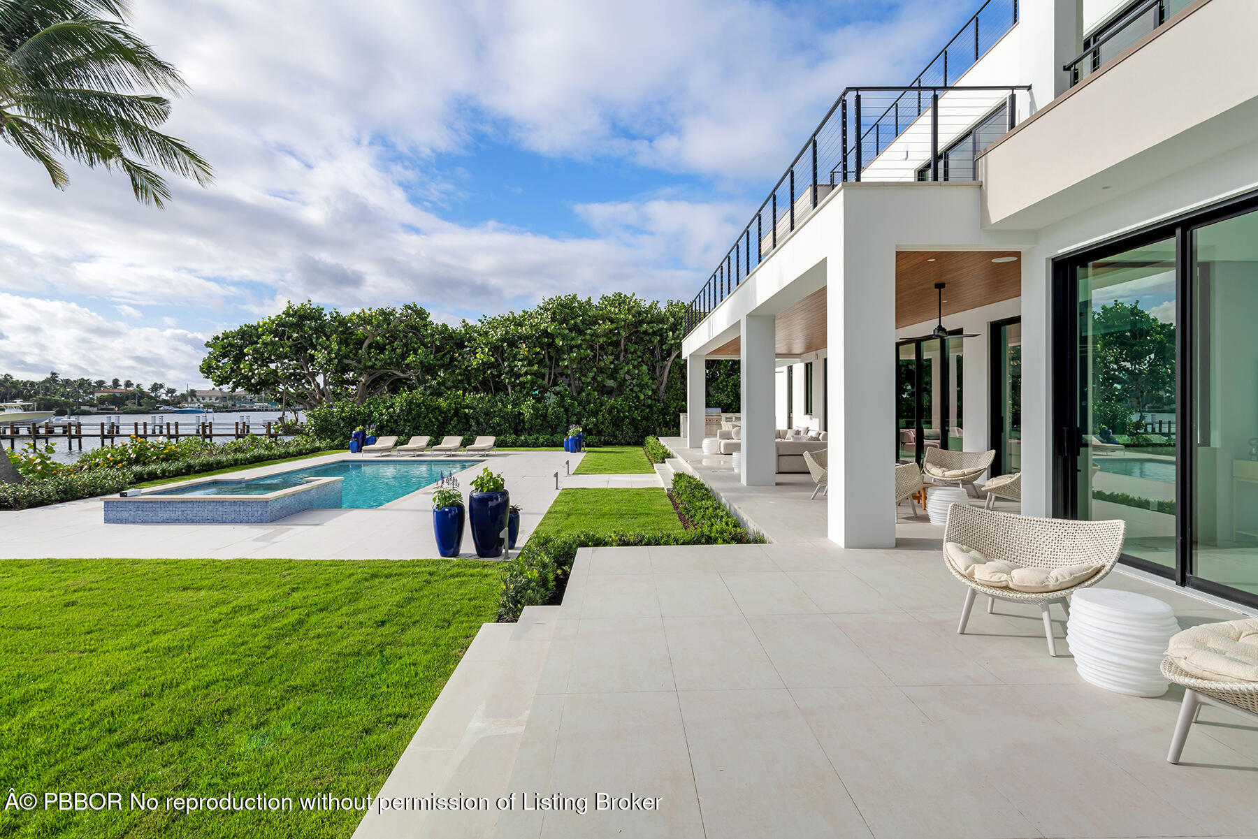 1422 SE Atlantic Drive