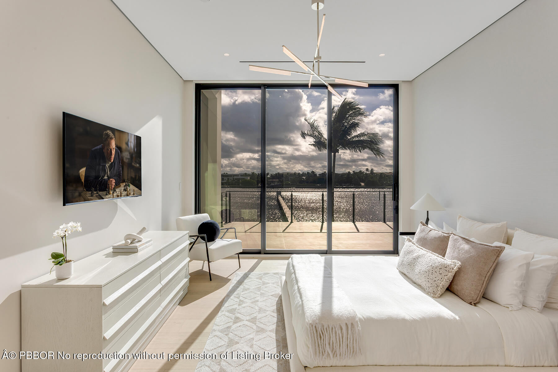 1422 SE Atlantic Drive