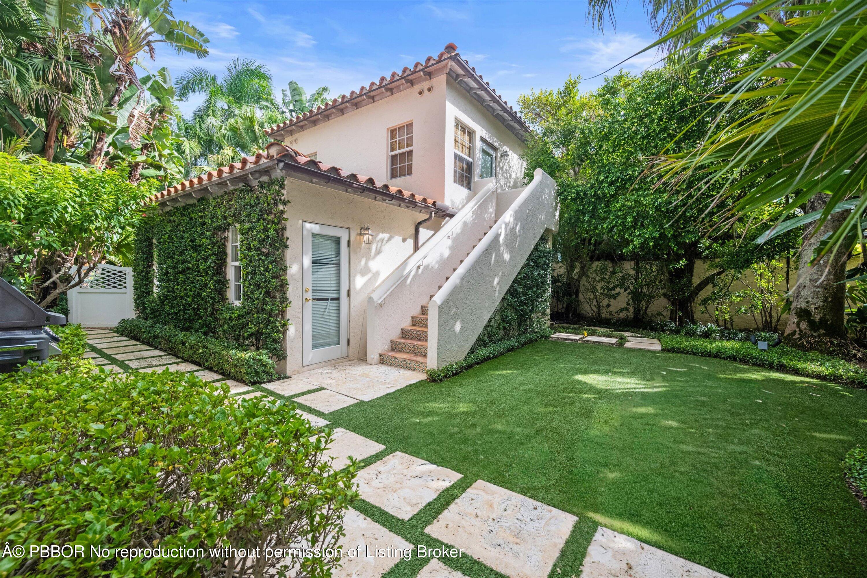 Double Lot Charmer In Town