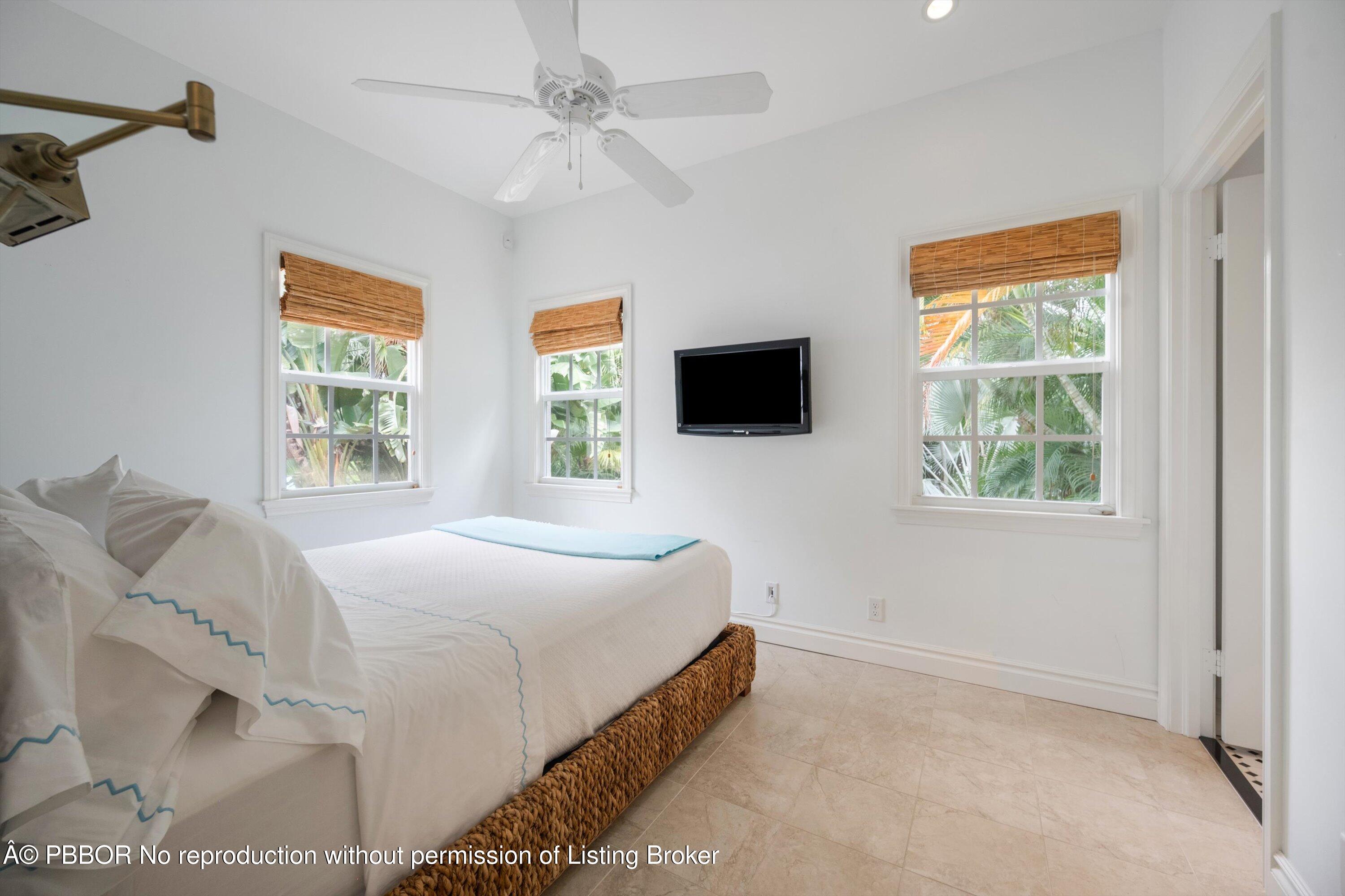 Double Lot Charmer In Town