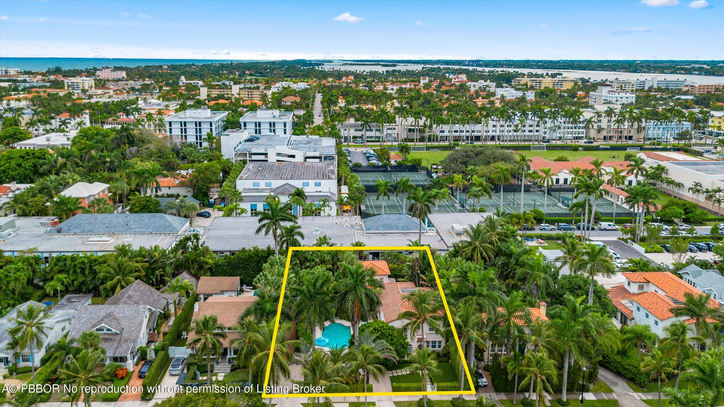 Double Lot Charmer In Town