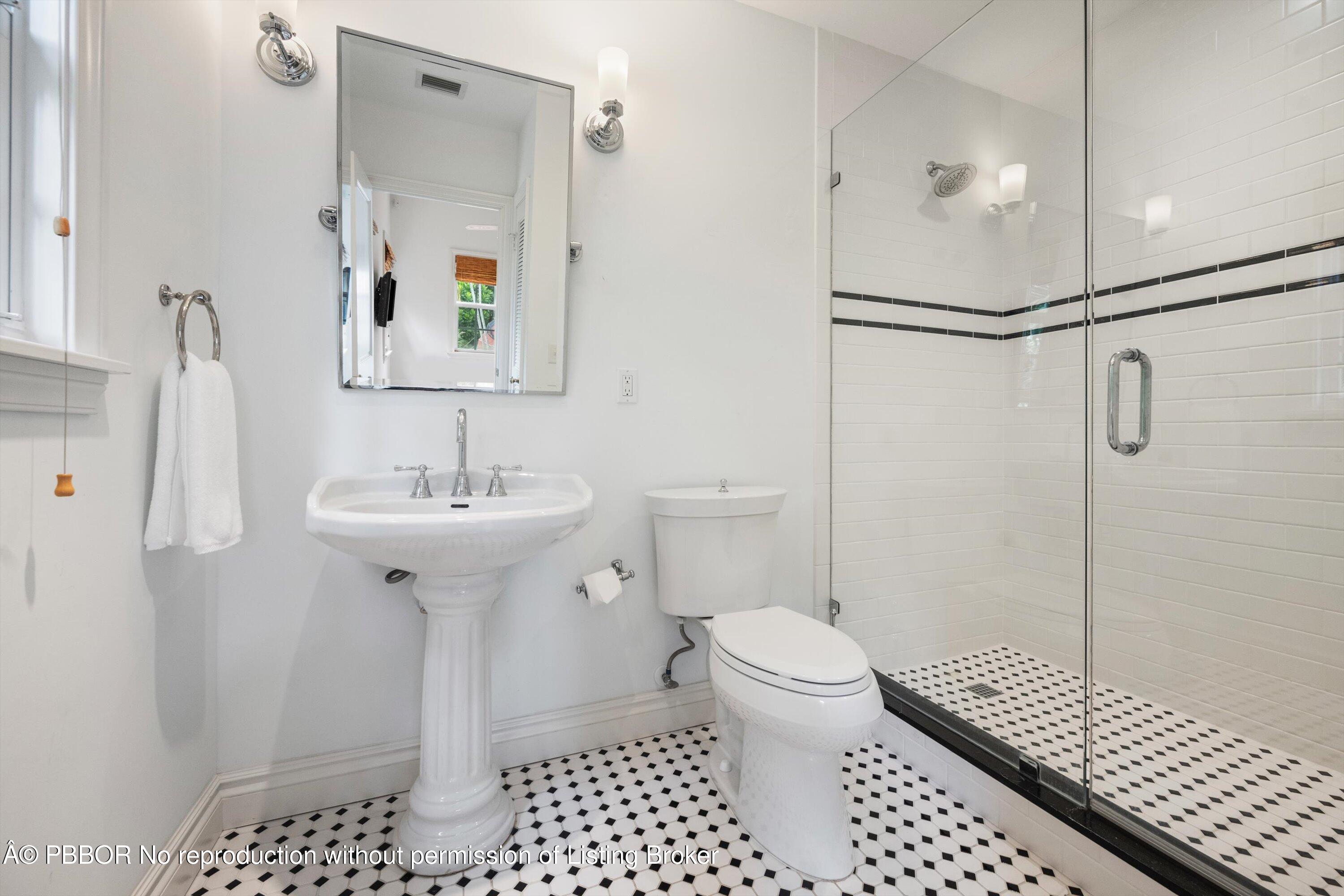 Double Lot Charmer In Town