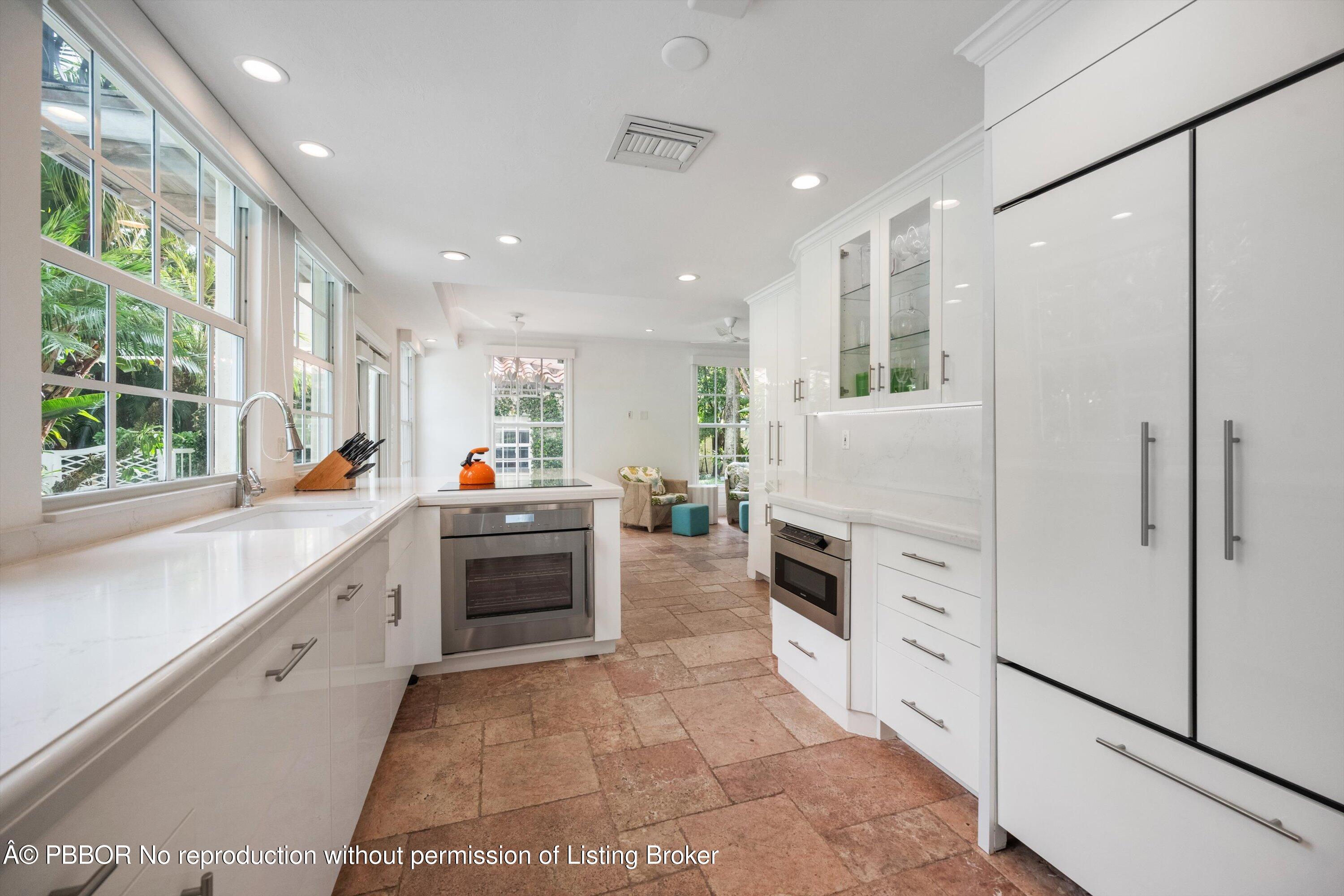 Double Lot Charmer In Town