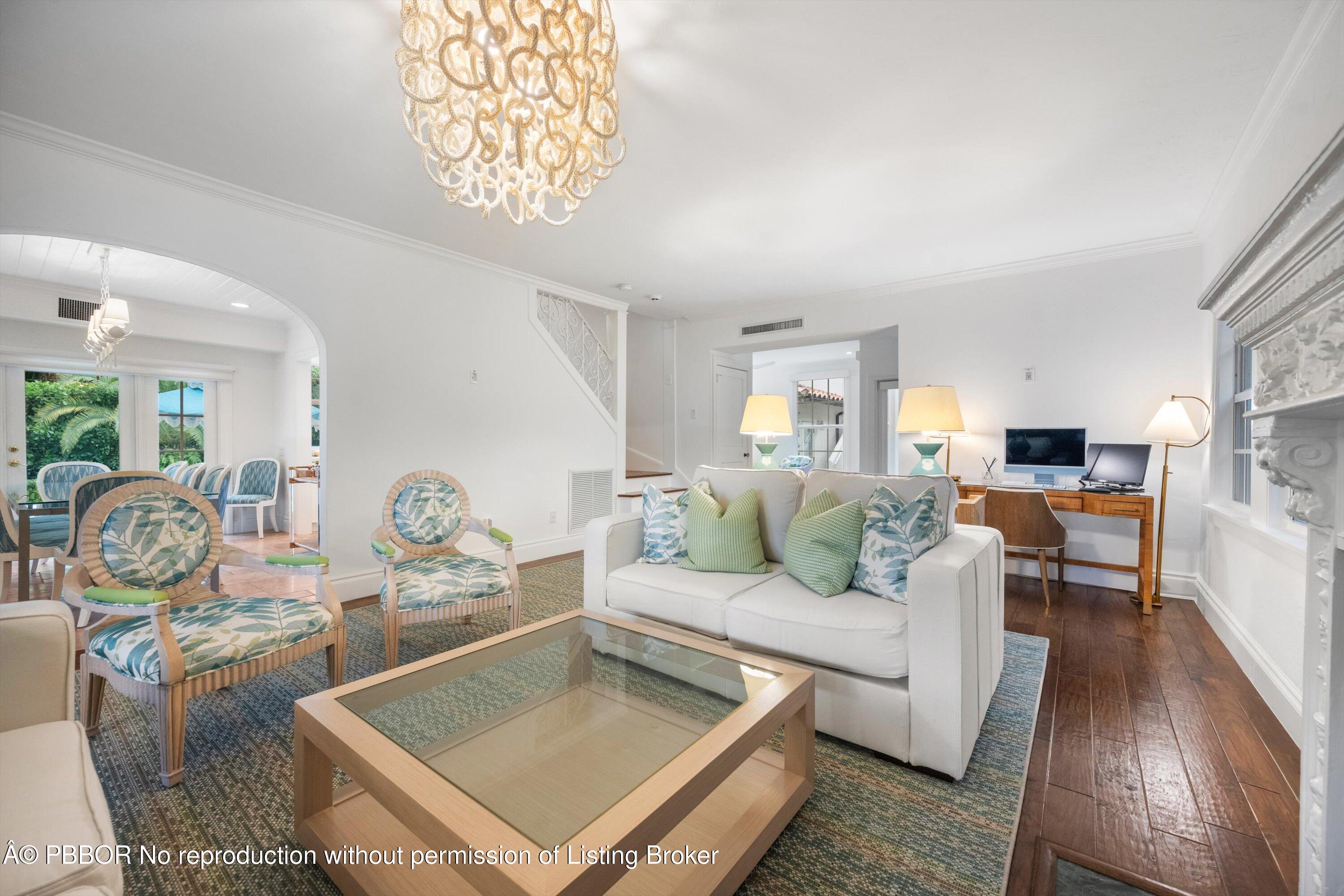 Double Lot Charmer In Town