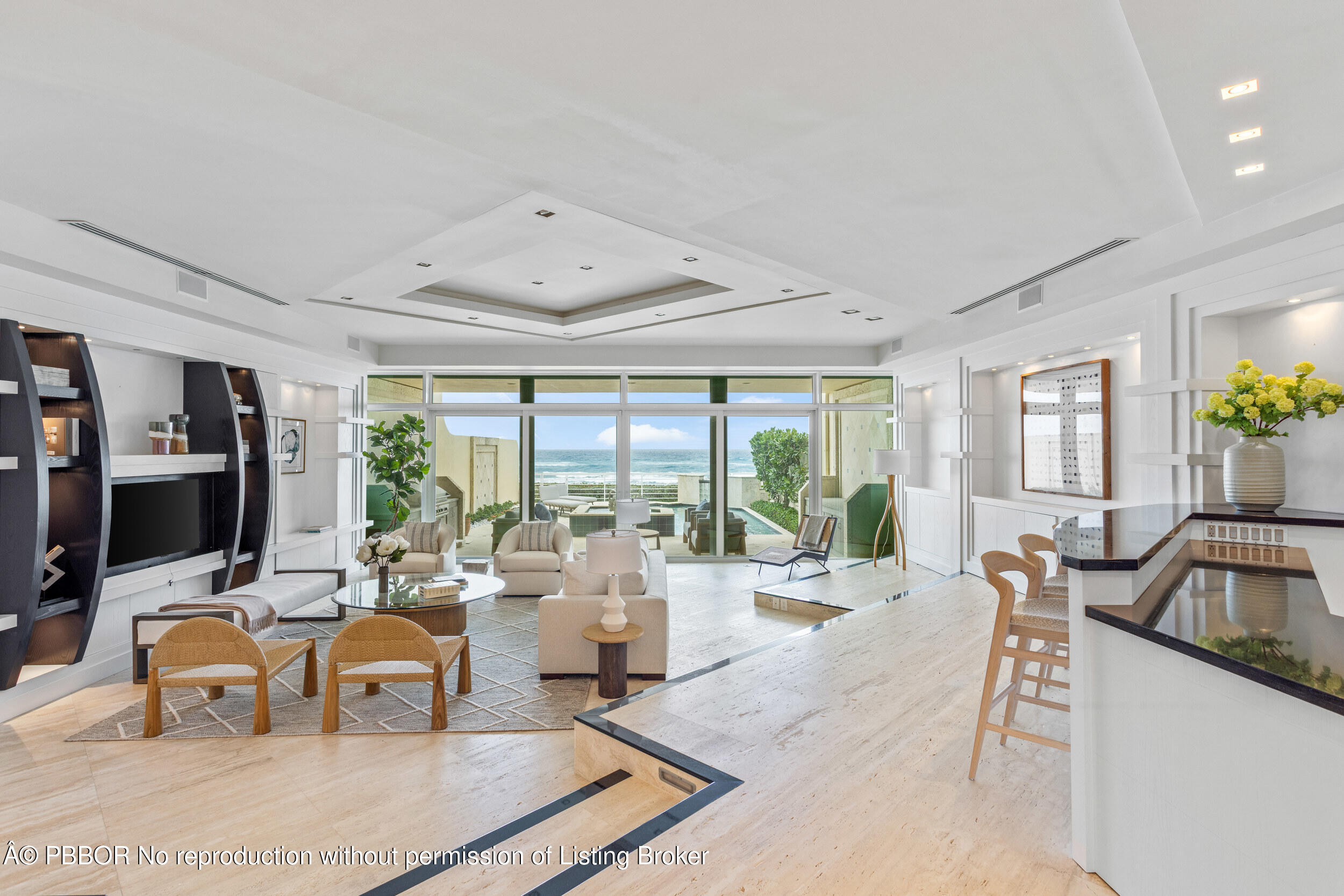 2 Sloans Curve Drive