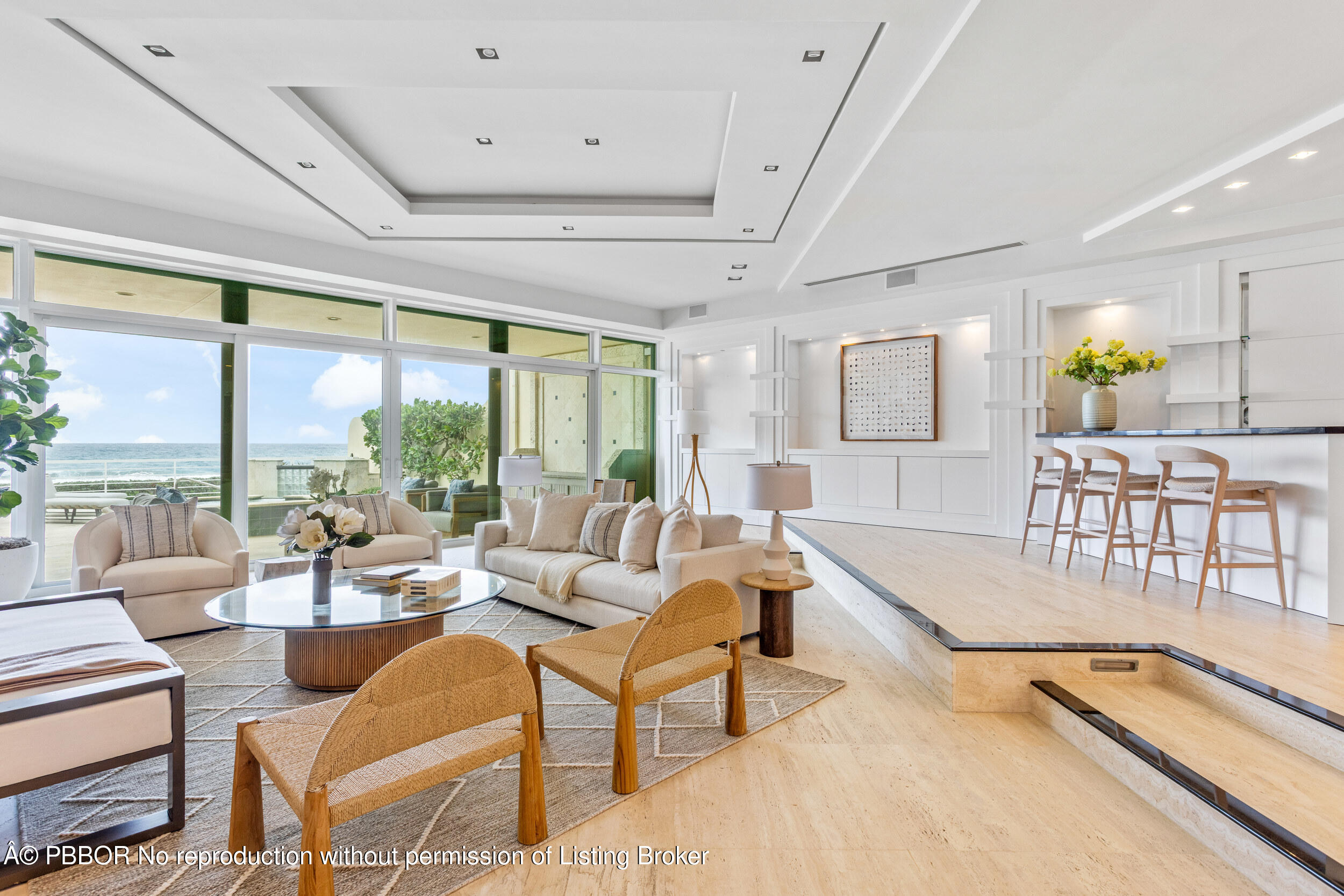 2 Sloans Curve Drive