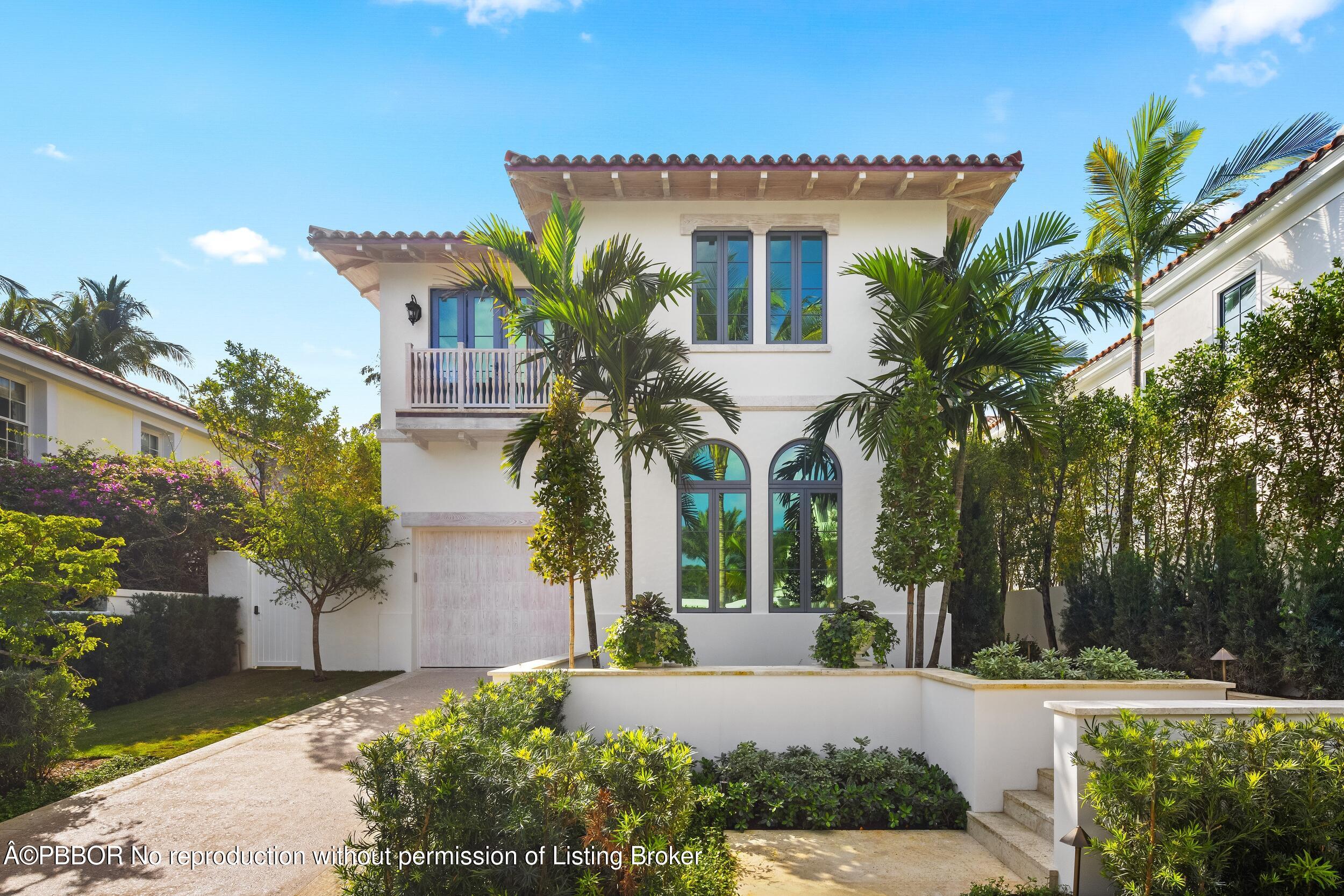 422 Australian Avenue