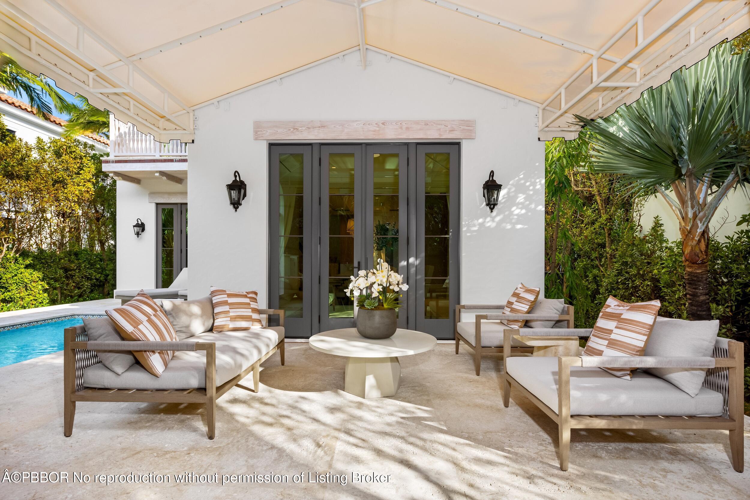 422 Australian Avenue