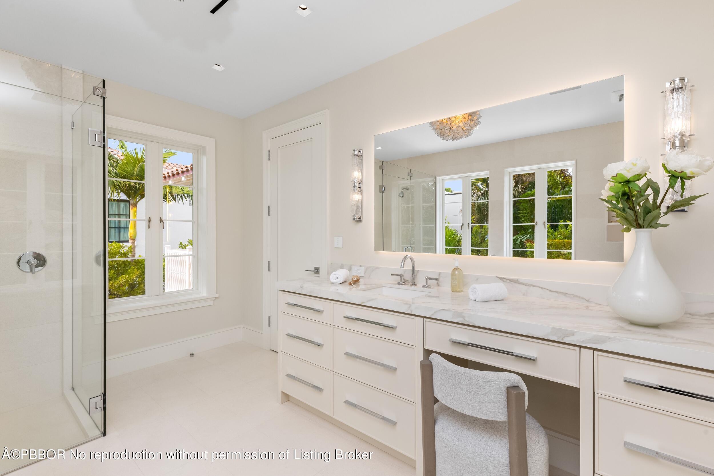 422 Australian Avenue