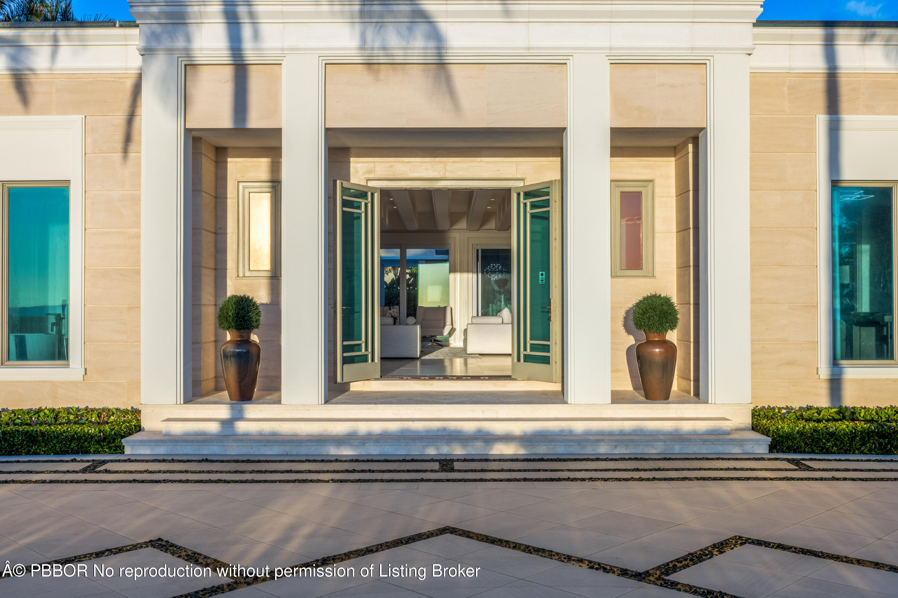 1740 S Ocean Boulevard