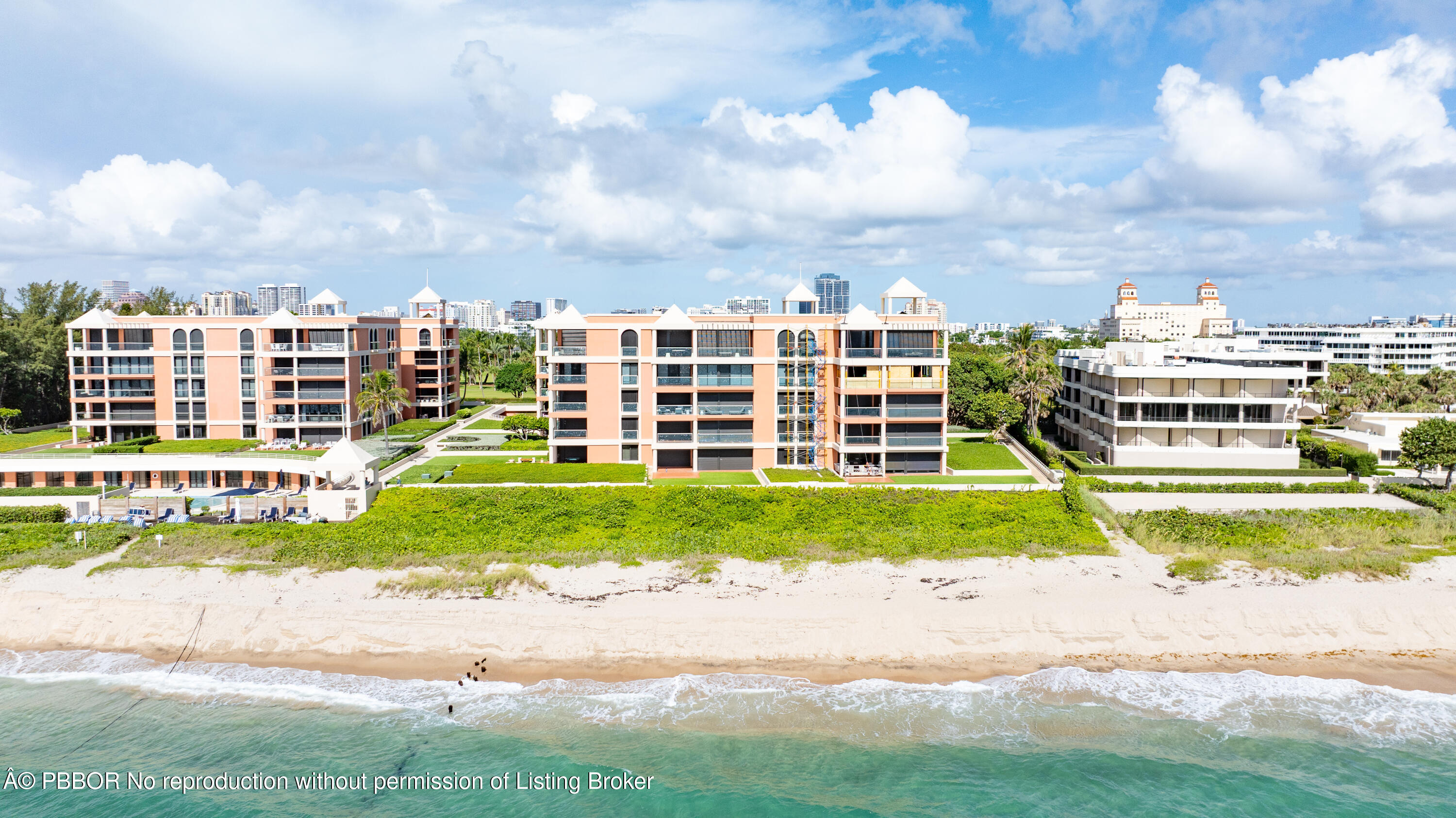2 N Breakers Row, N25