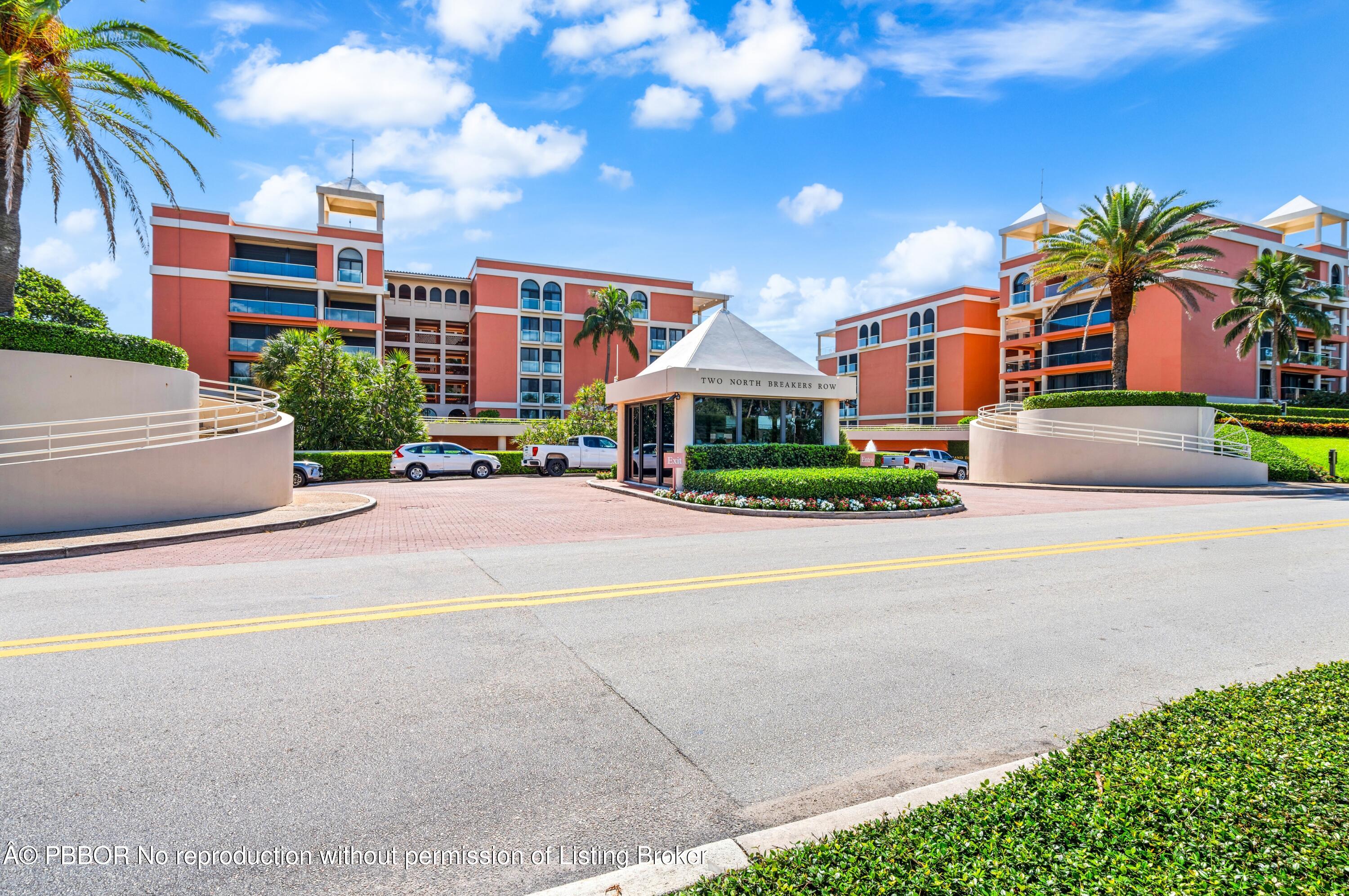 2 N Breakers Row, N25