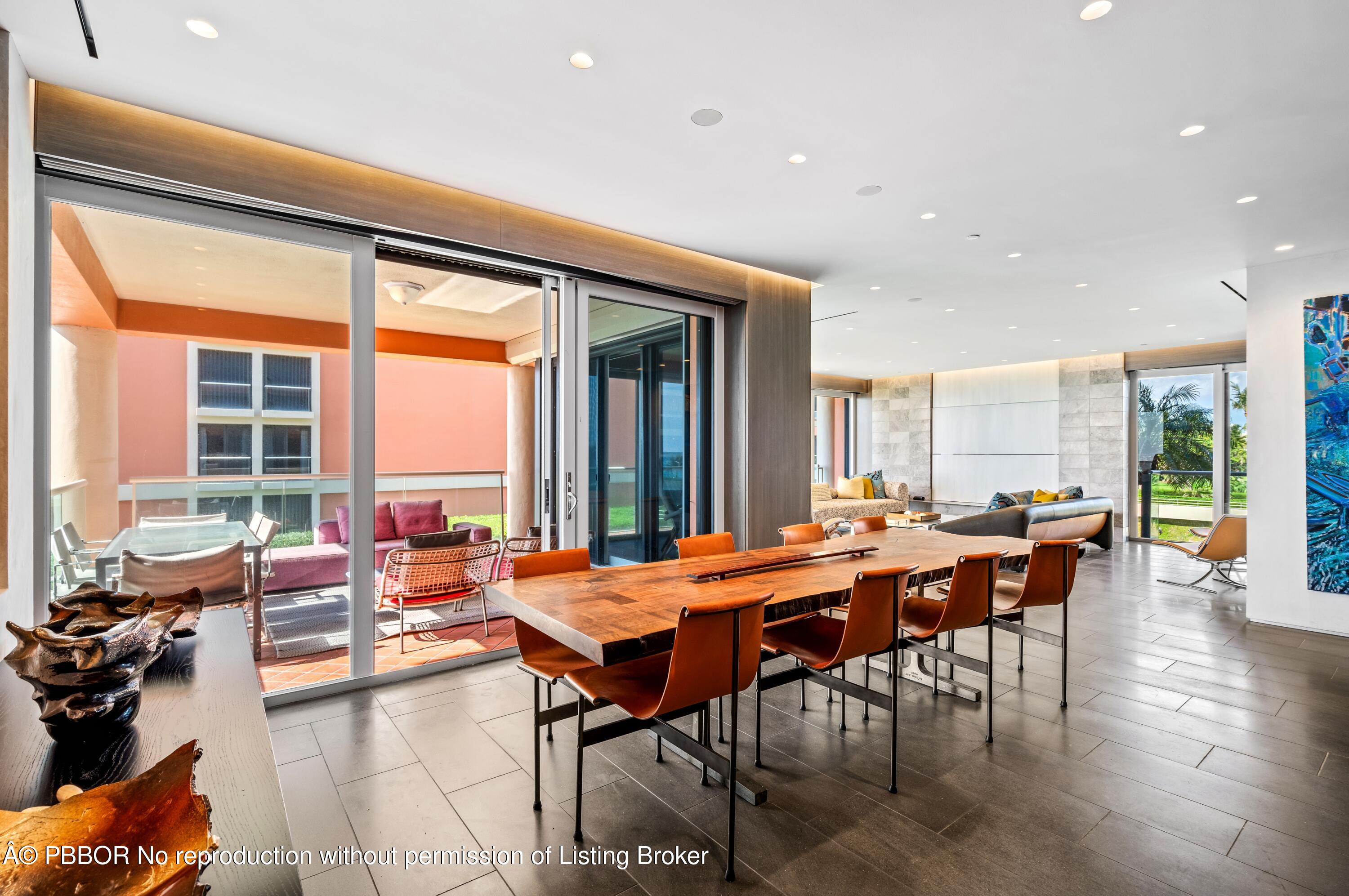 2 N Breakers Row, N25