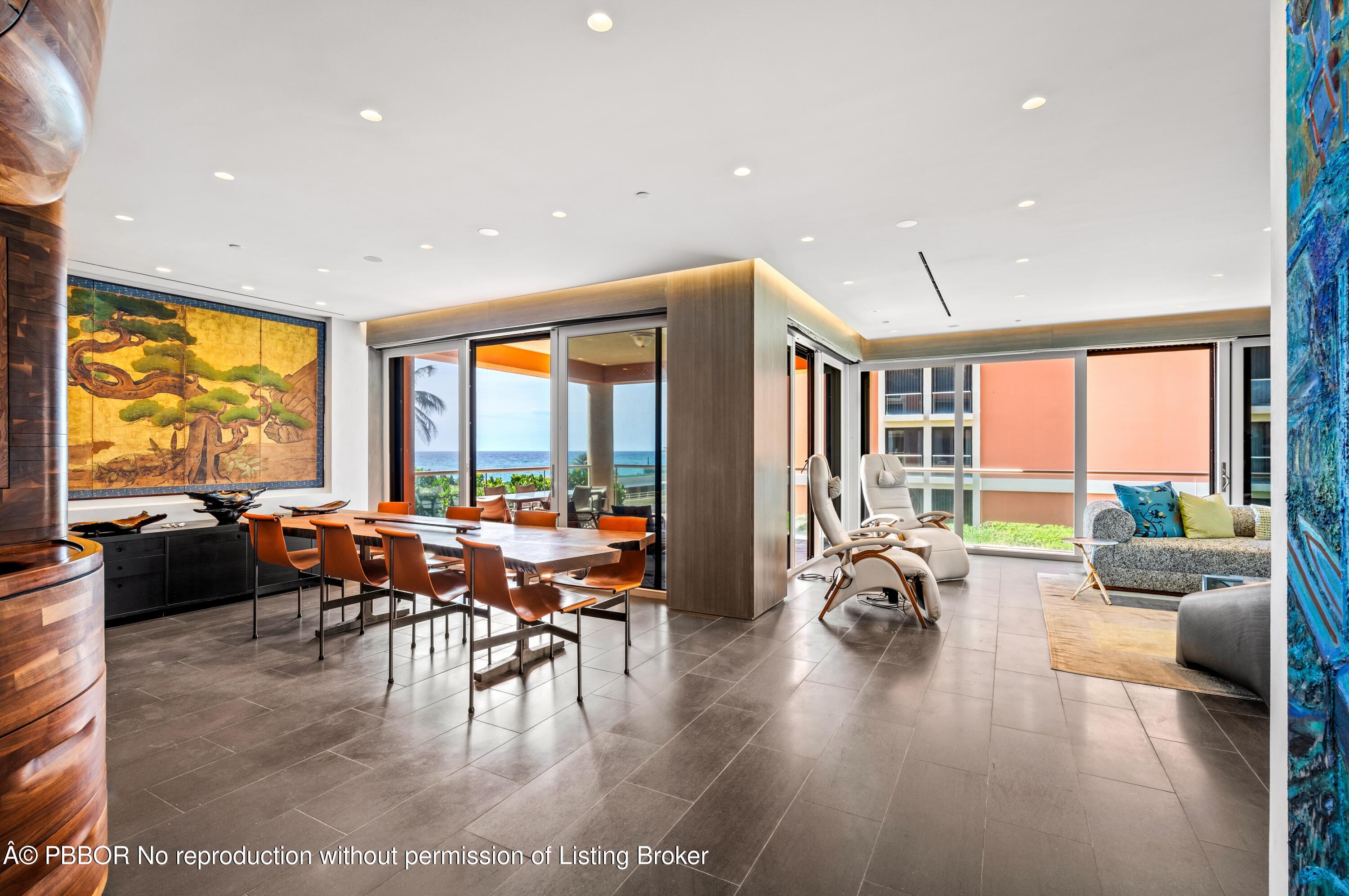 2 N Breakers Row, N25