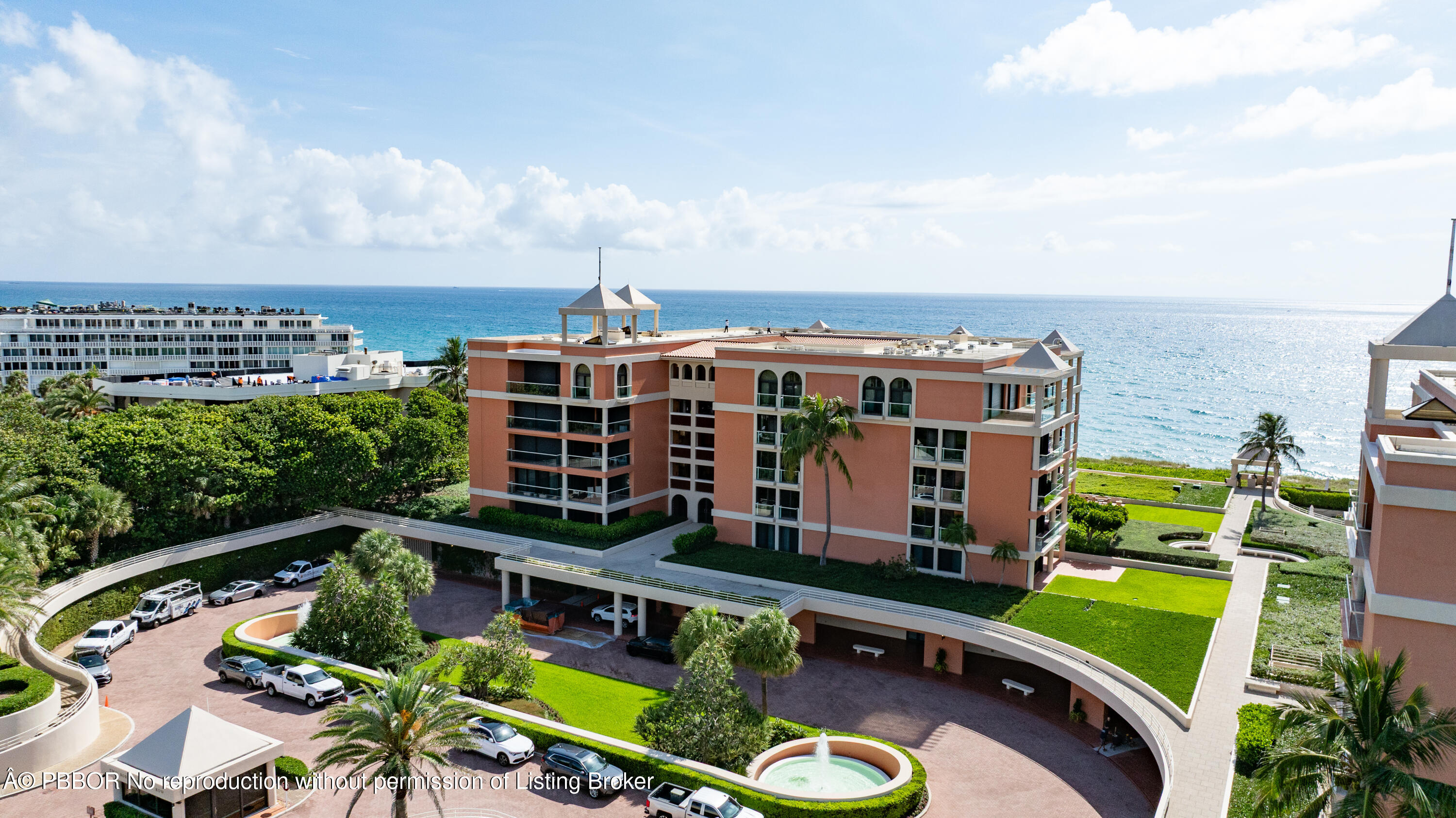 2 N Breakers Row, N25