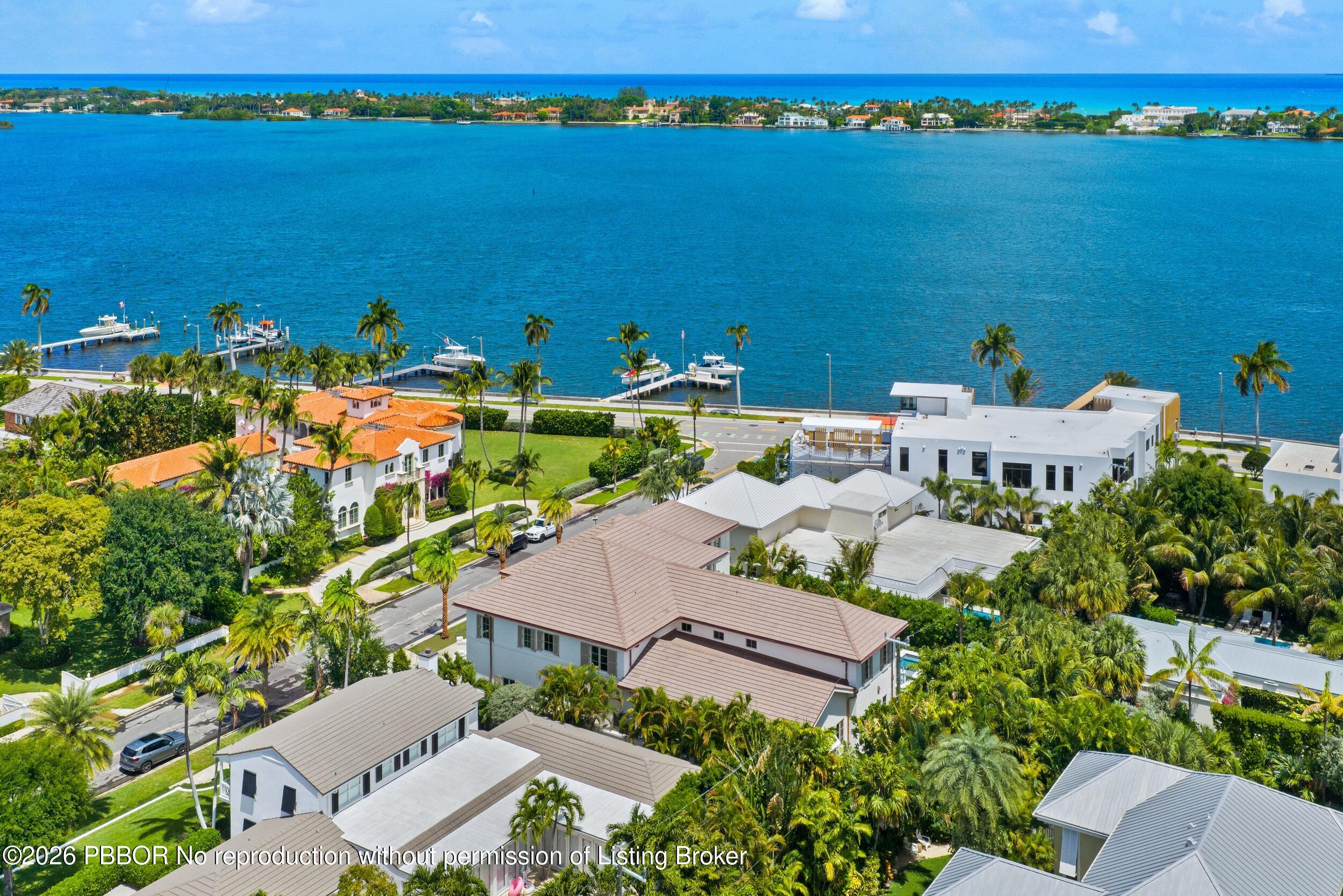 122 Bloomfield Drive
