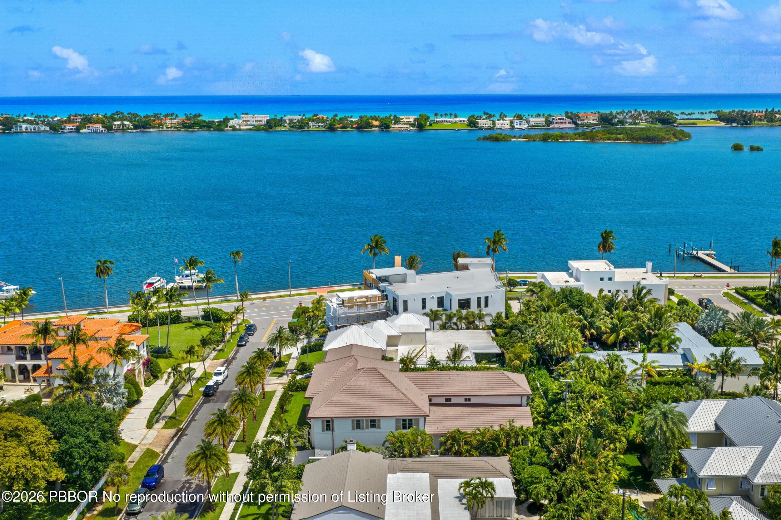 122 Bloomfield Drive