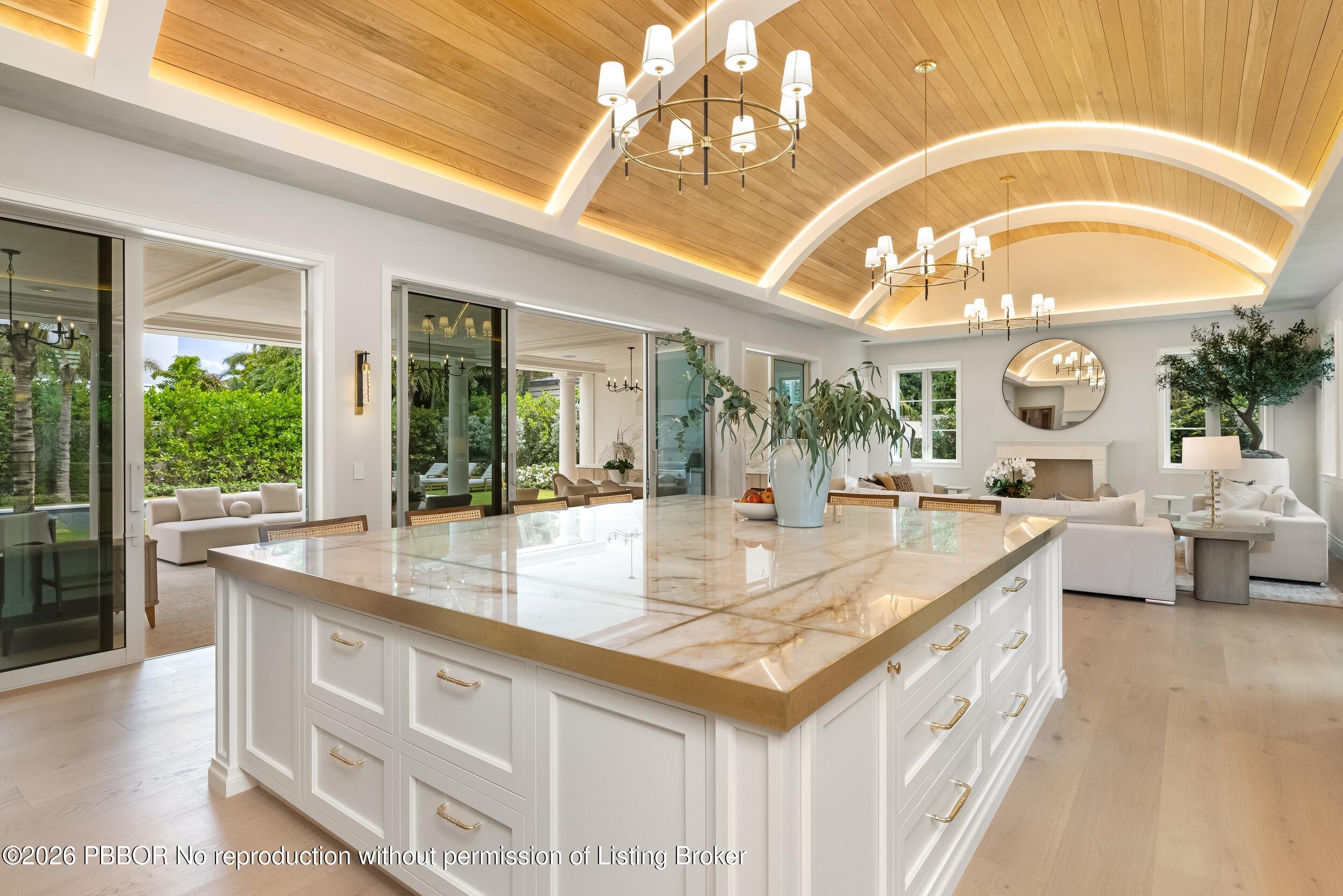 122 Bloomfield Drive