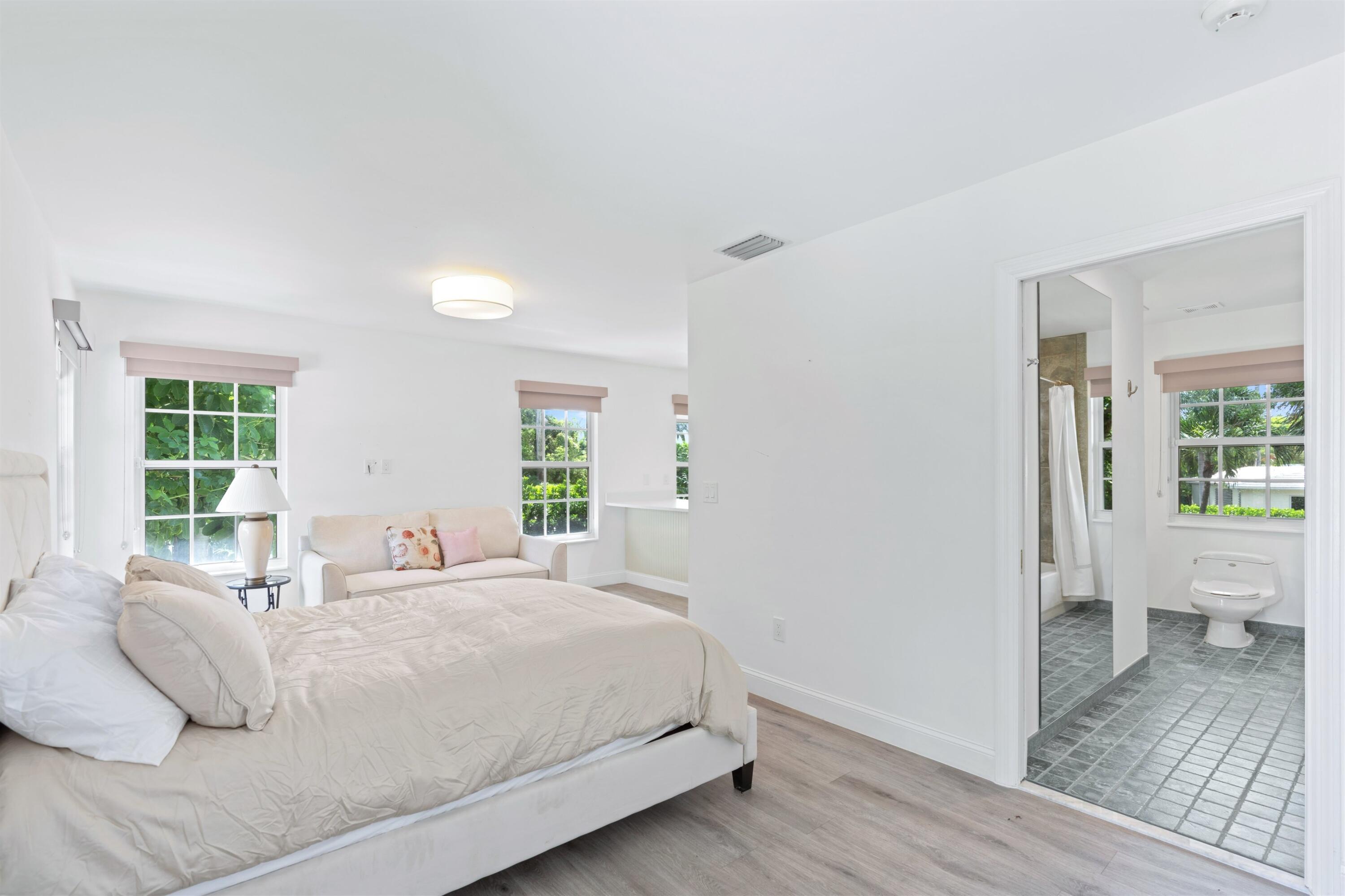 3304 N Flagler Drive
