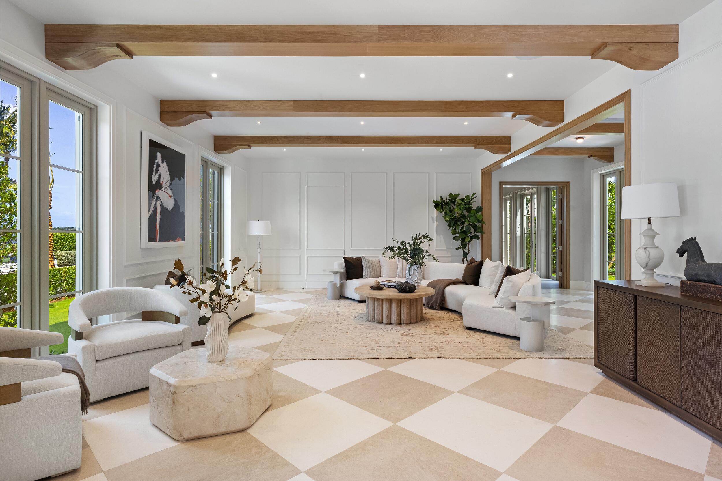 122 Bloomfield Drive