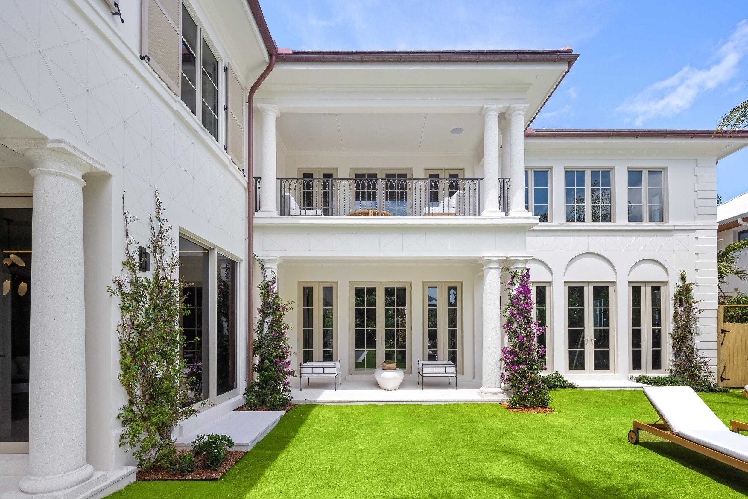 122 Bloomfield Drive