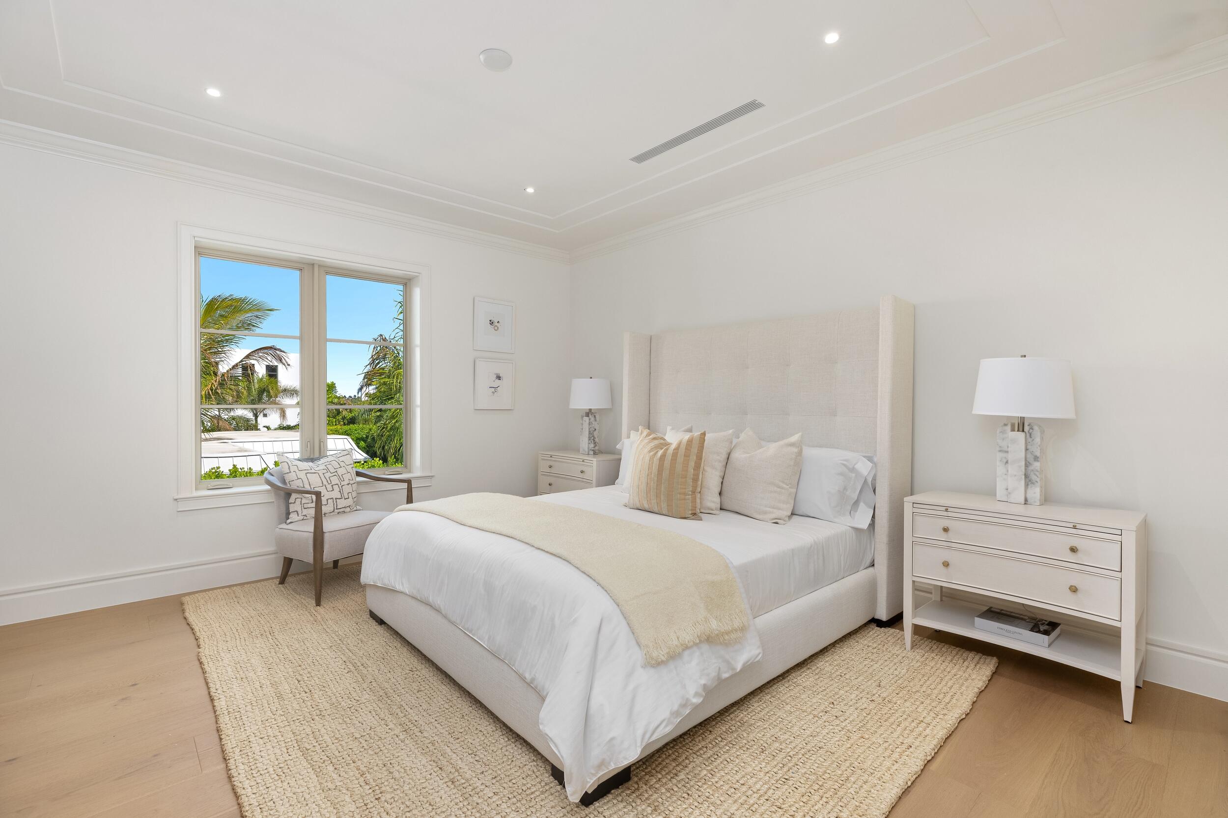 122 Bloomfield Drive