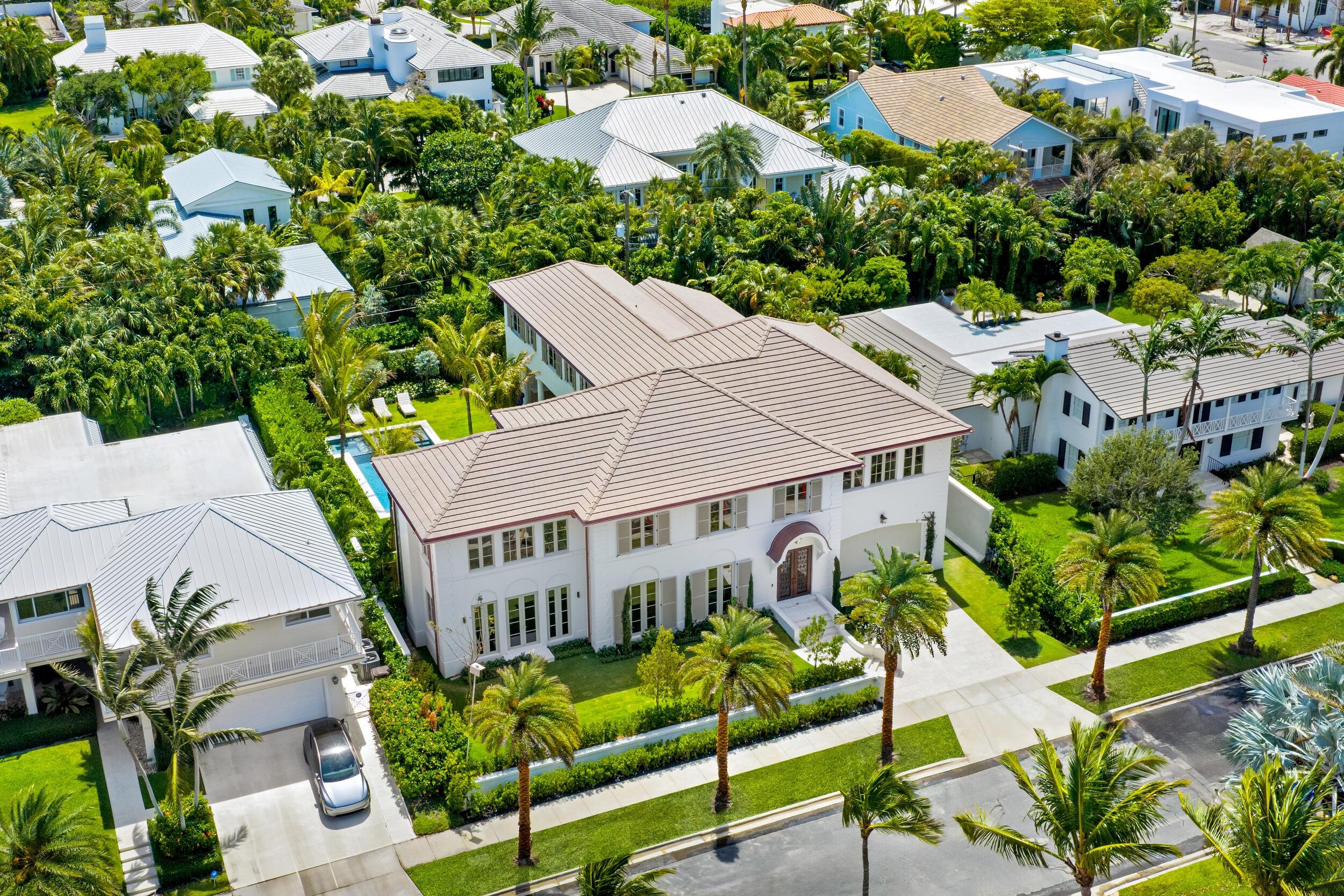 122 Bloomfield Drive