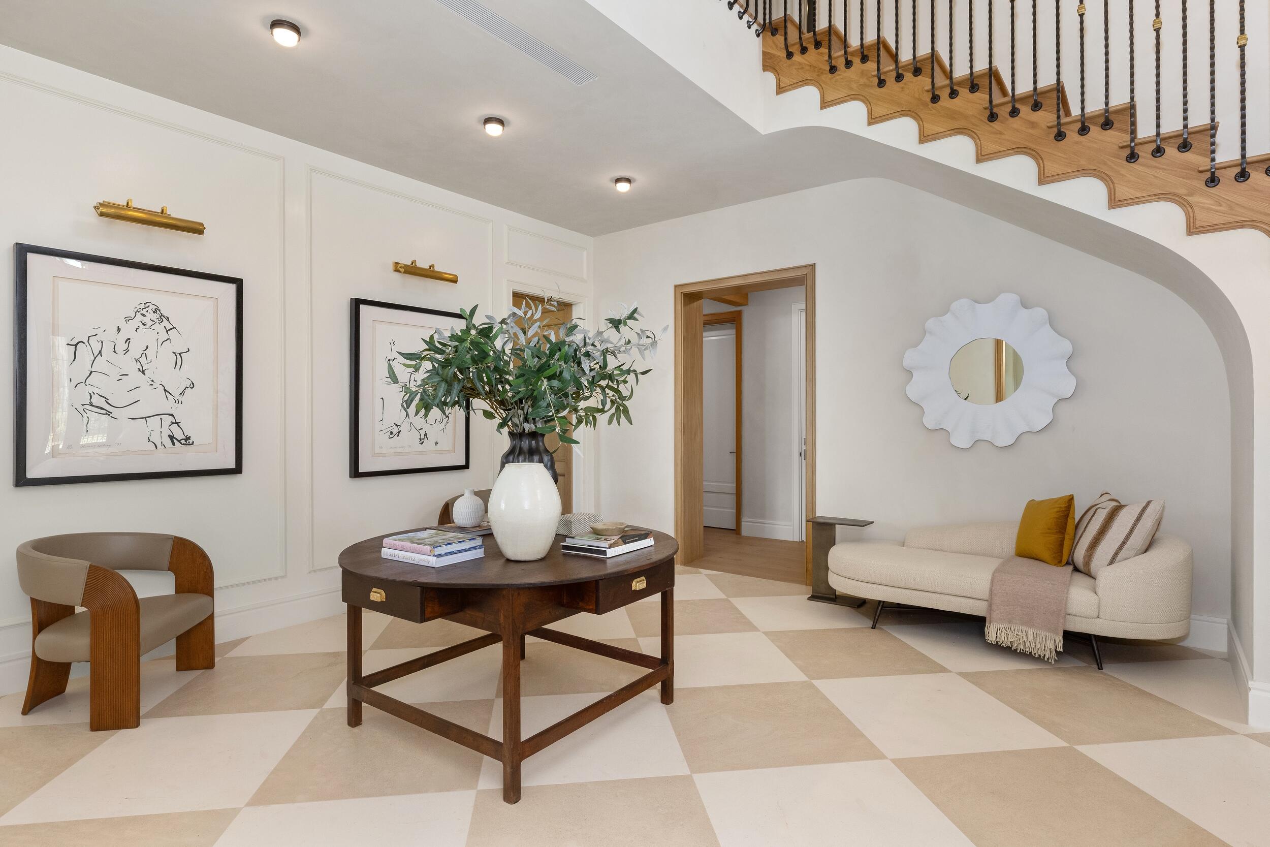 122 Bloomfield Drive