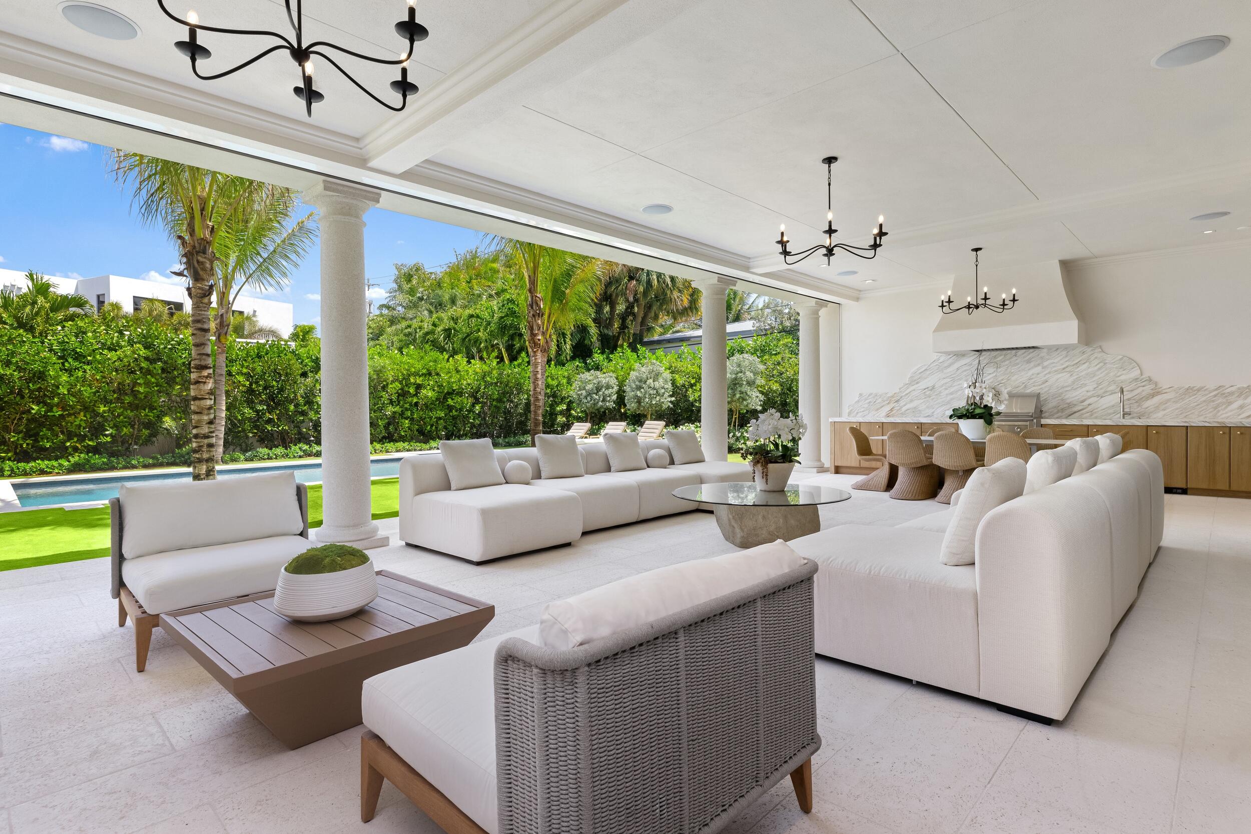 122 Bloomfield Drive