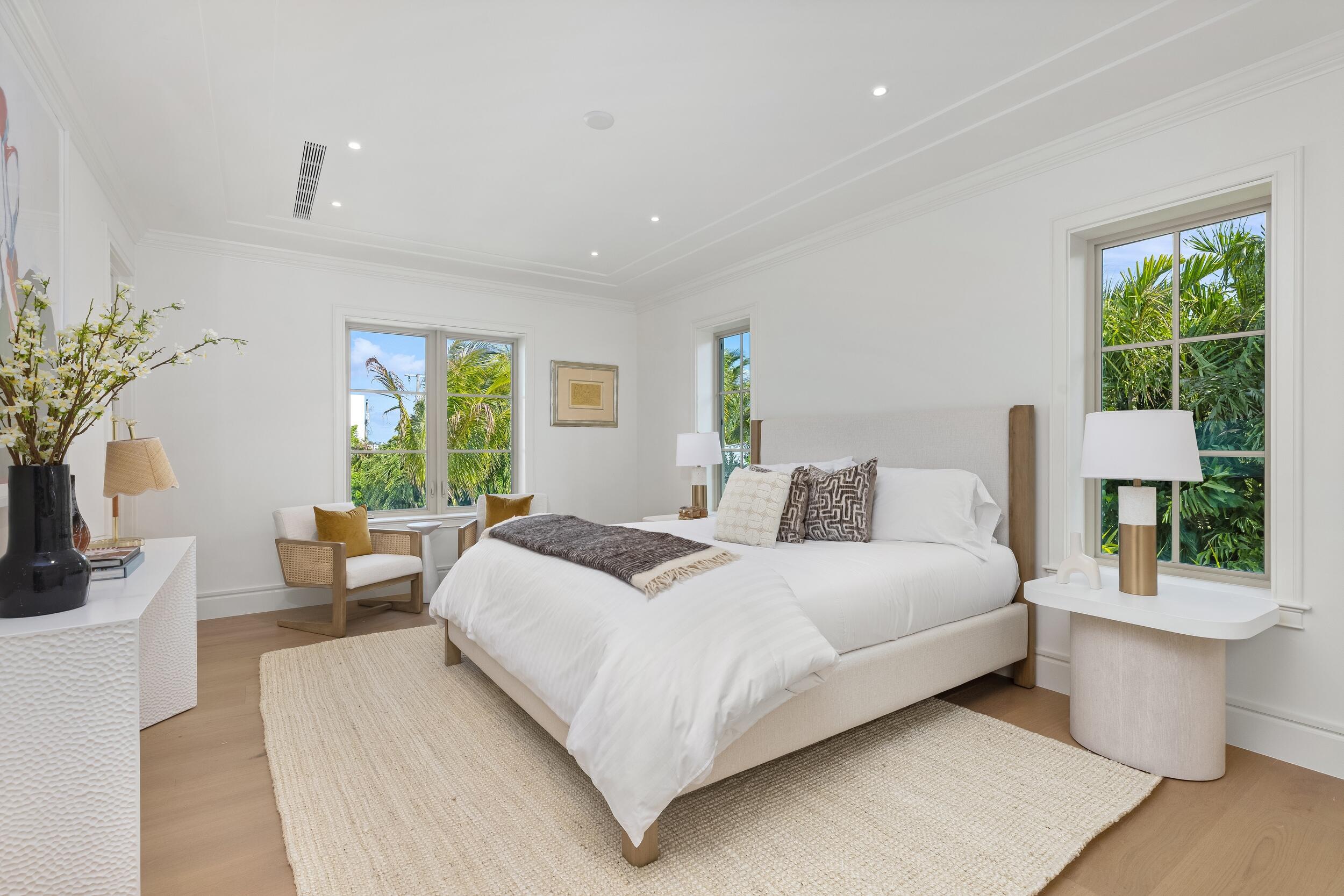 122 Bloomfield Drive