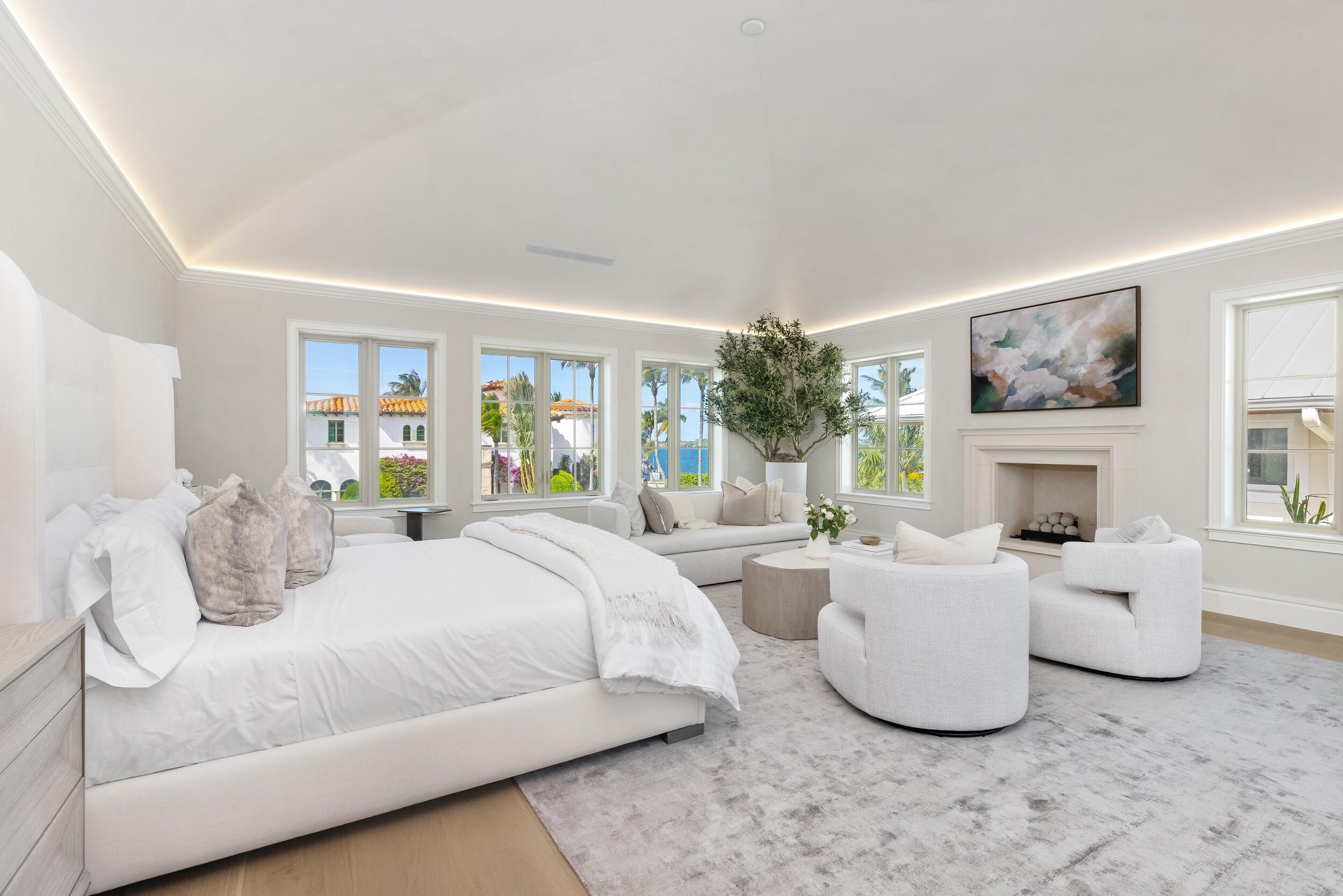 122 Bloomfield Drive