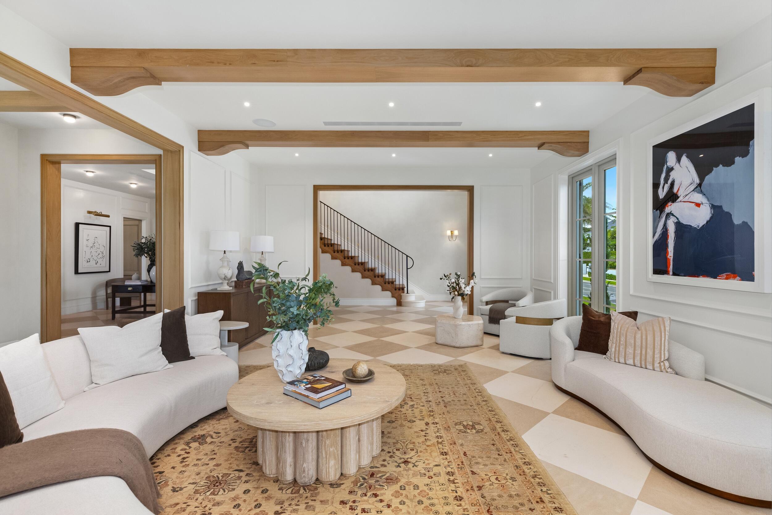 122 Bloomfield Drive