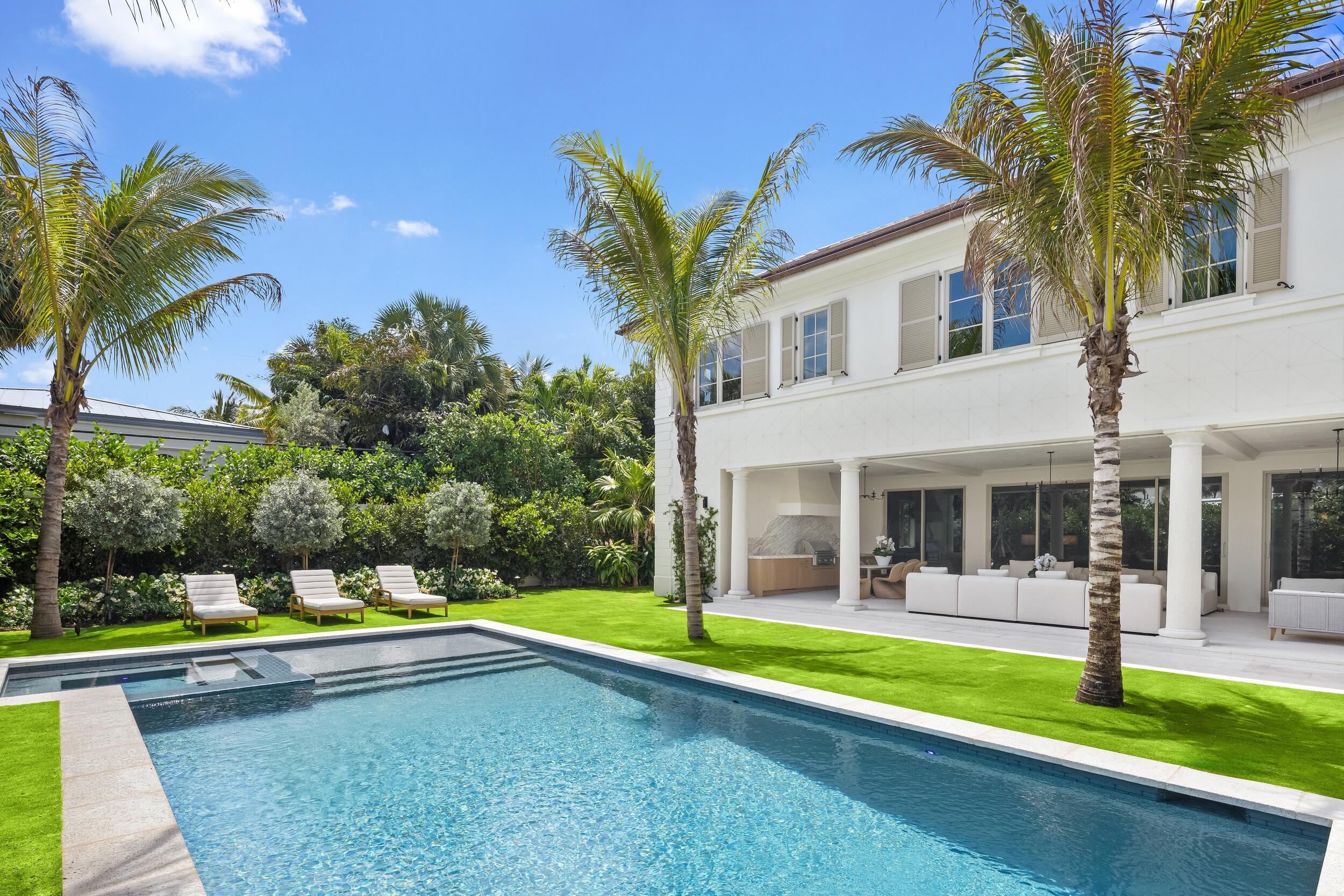 122 Bloomfield Drive