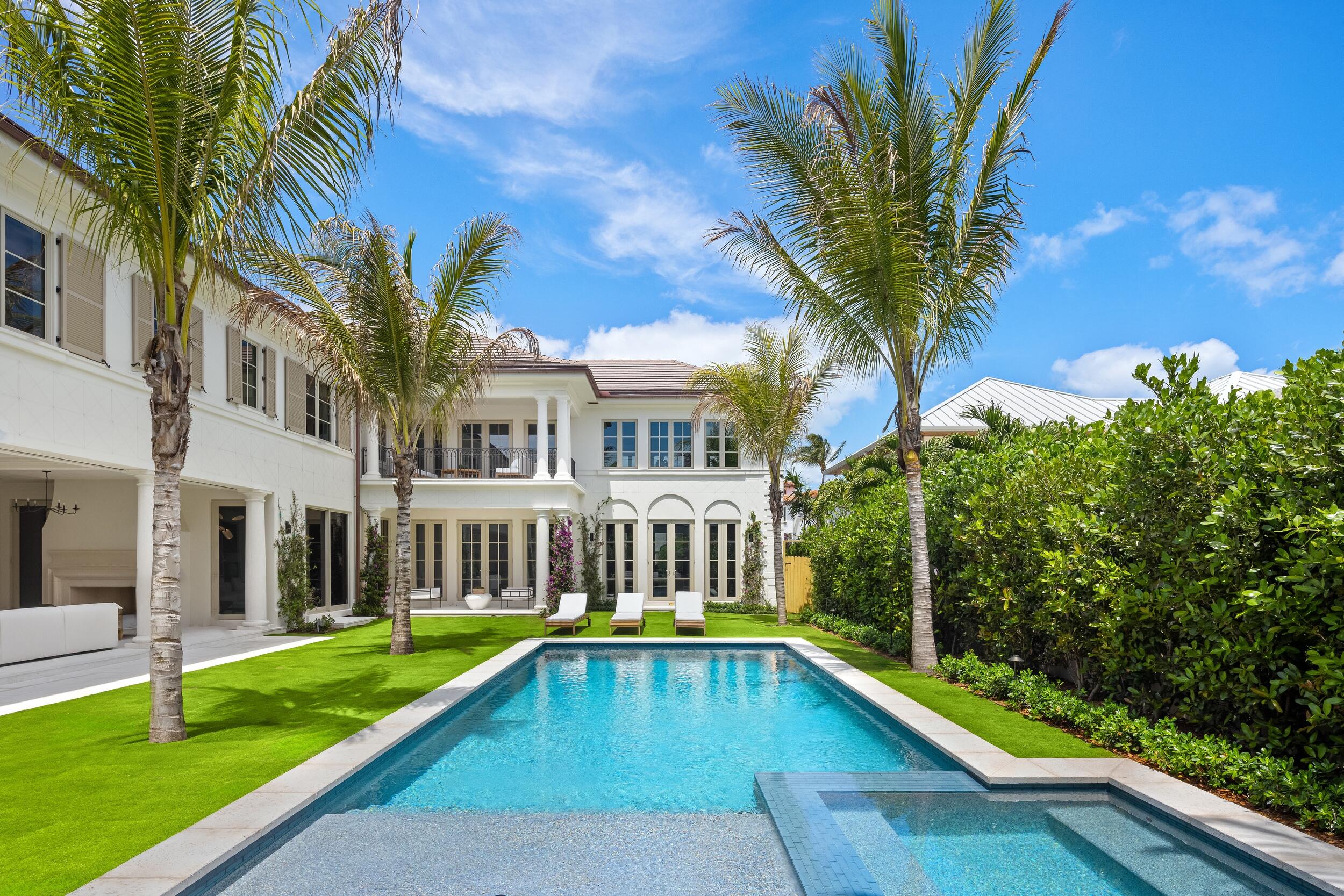 122 Bloomfield Drive