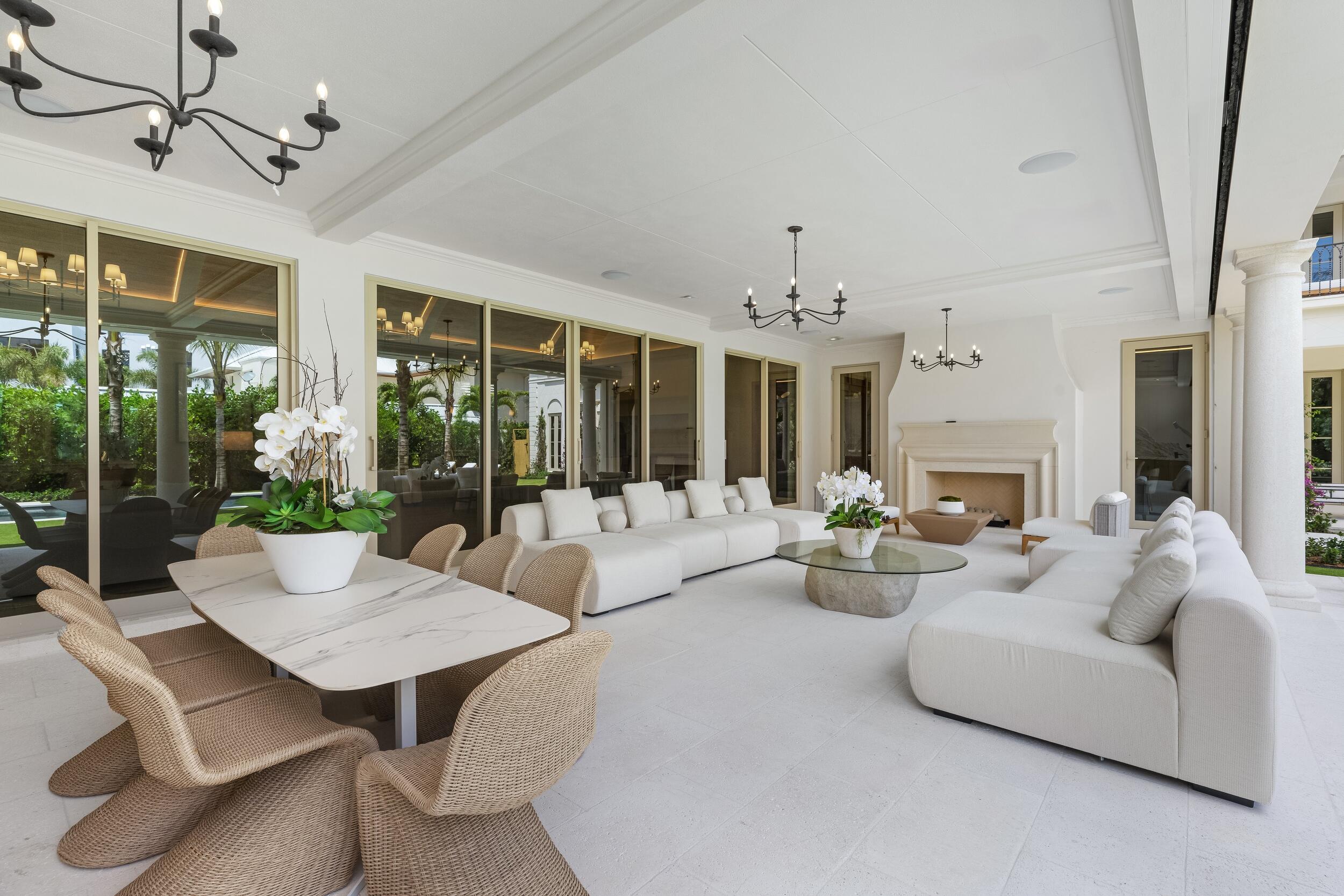 122 Bloomfield Drive