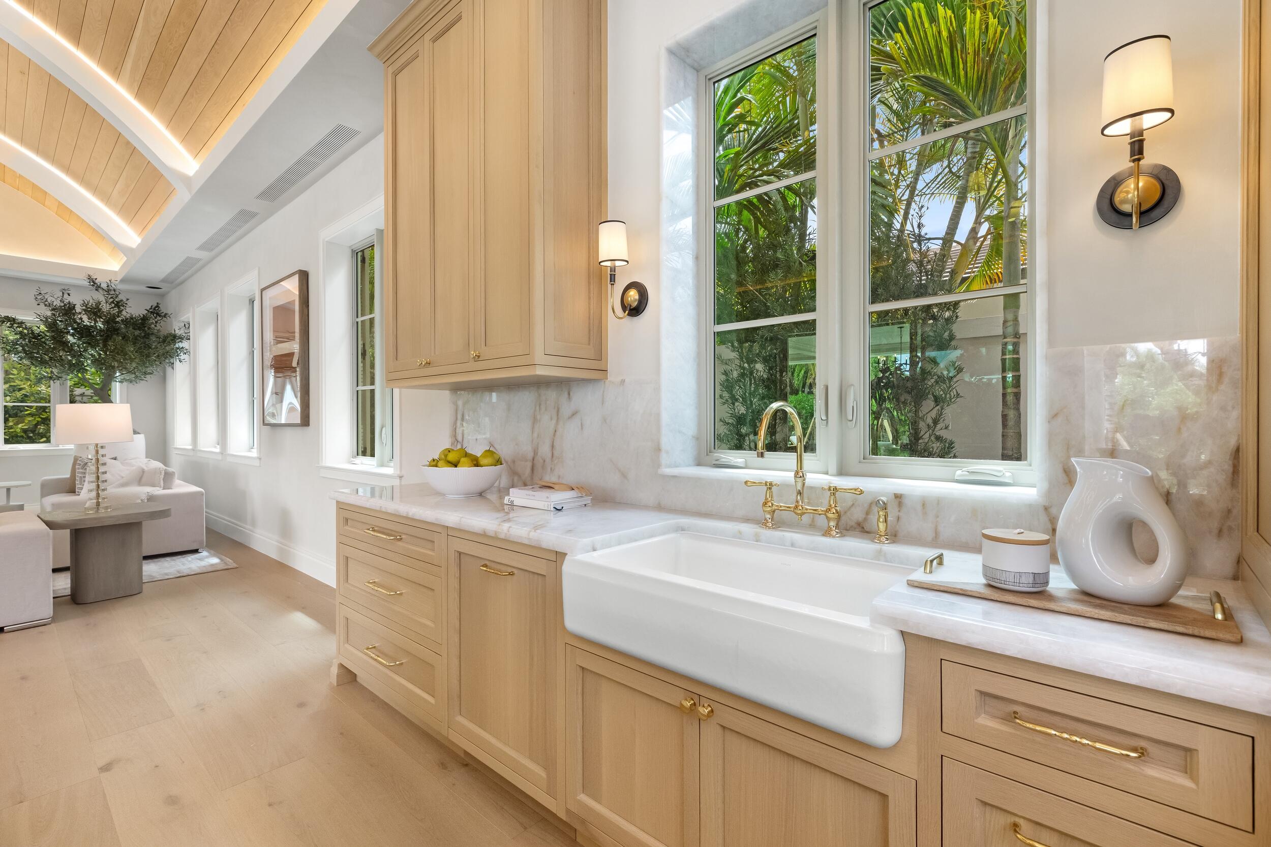 122 Bloomfield Drive