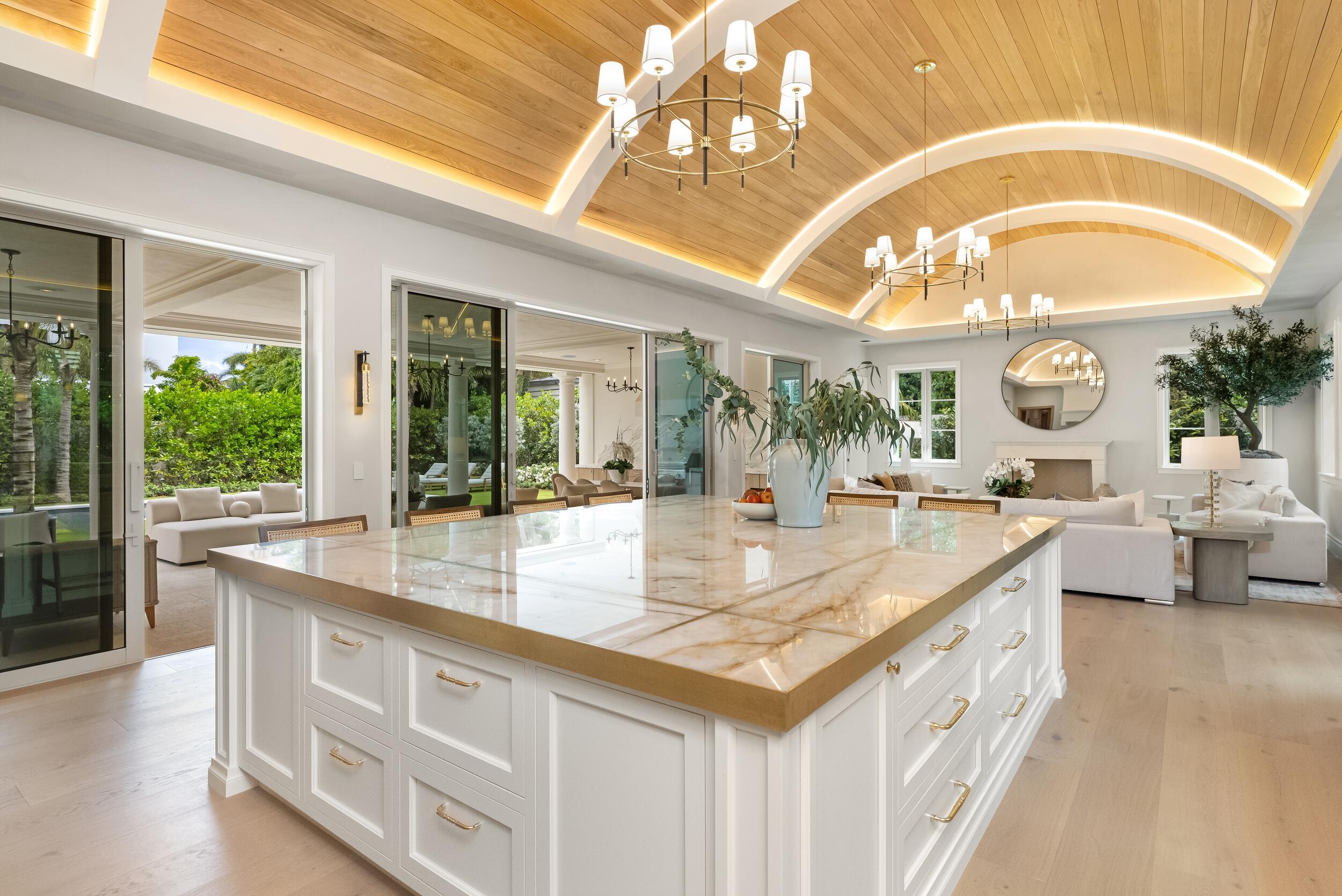 122 Bloomfield Drive