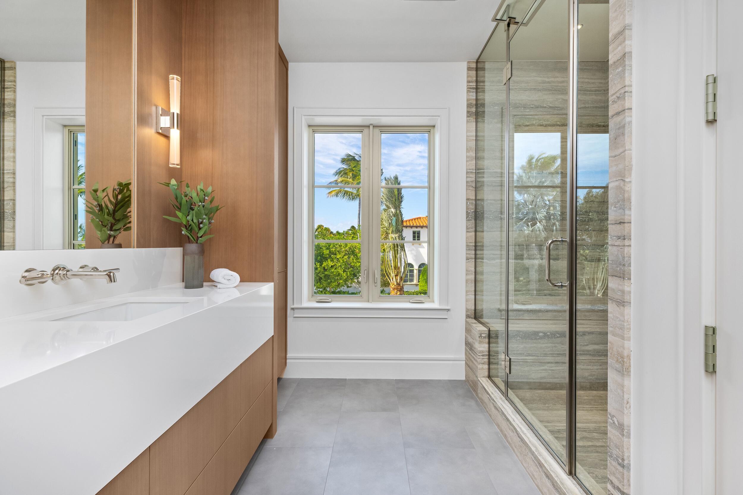 122 Bloomfield Drive