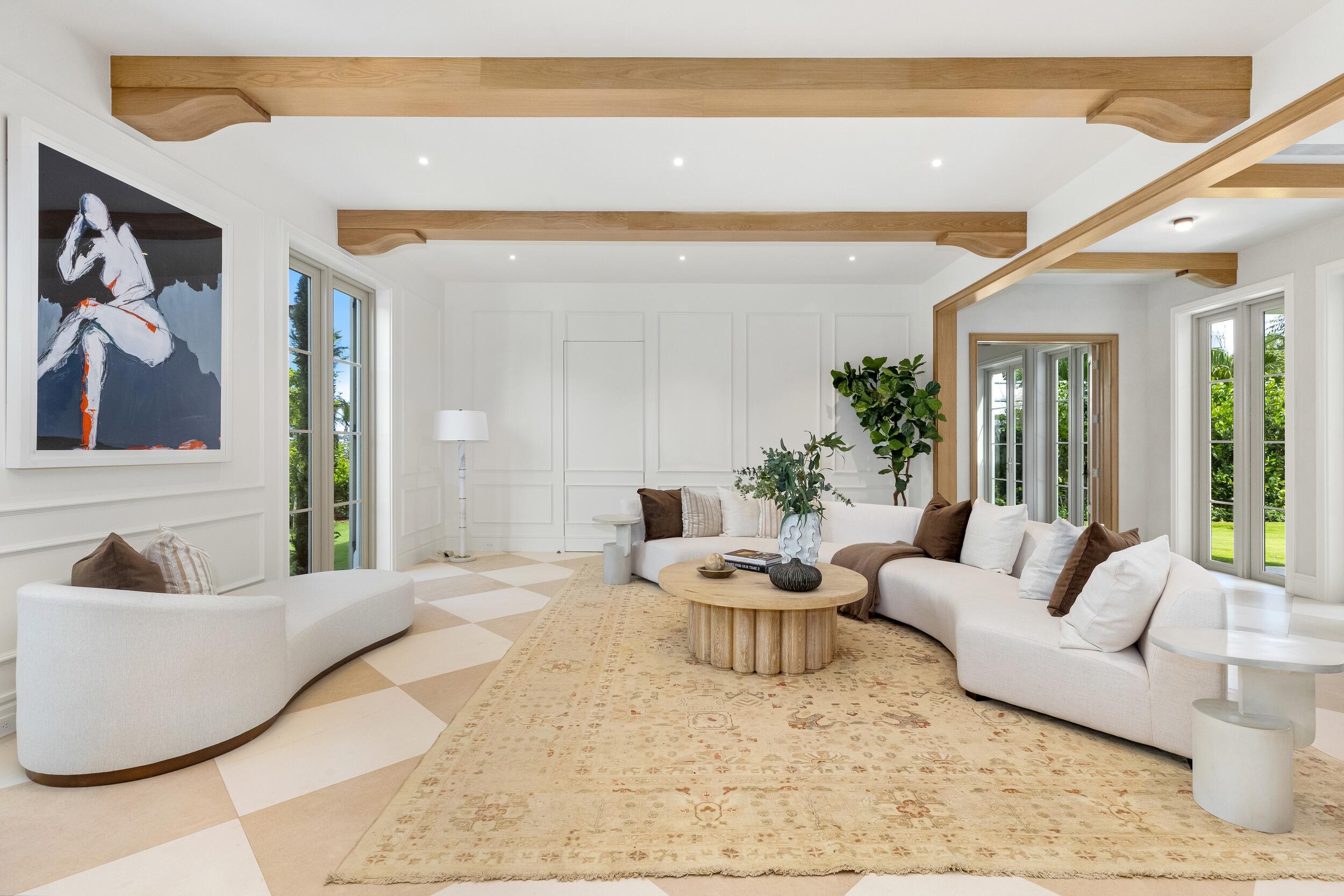 122 Bloomfield Drive