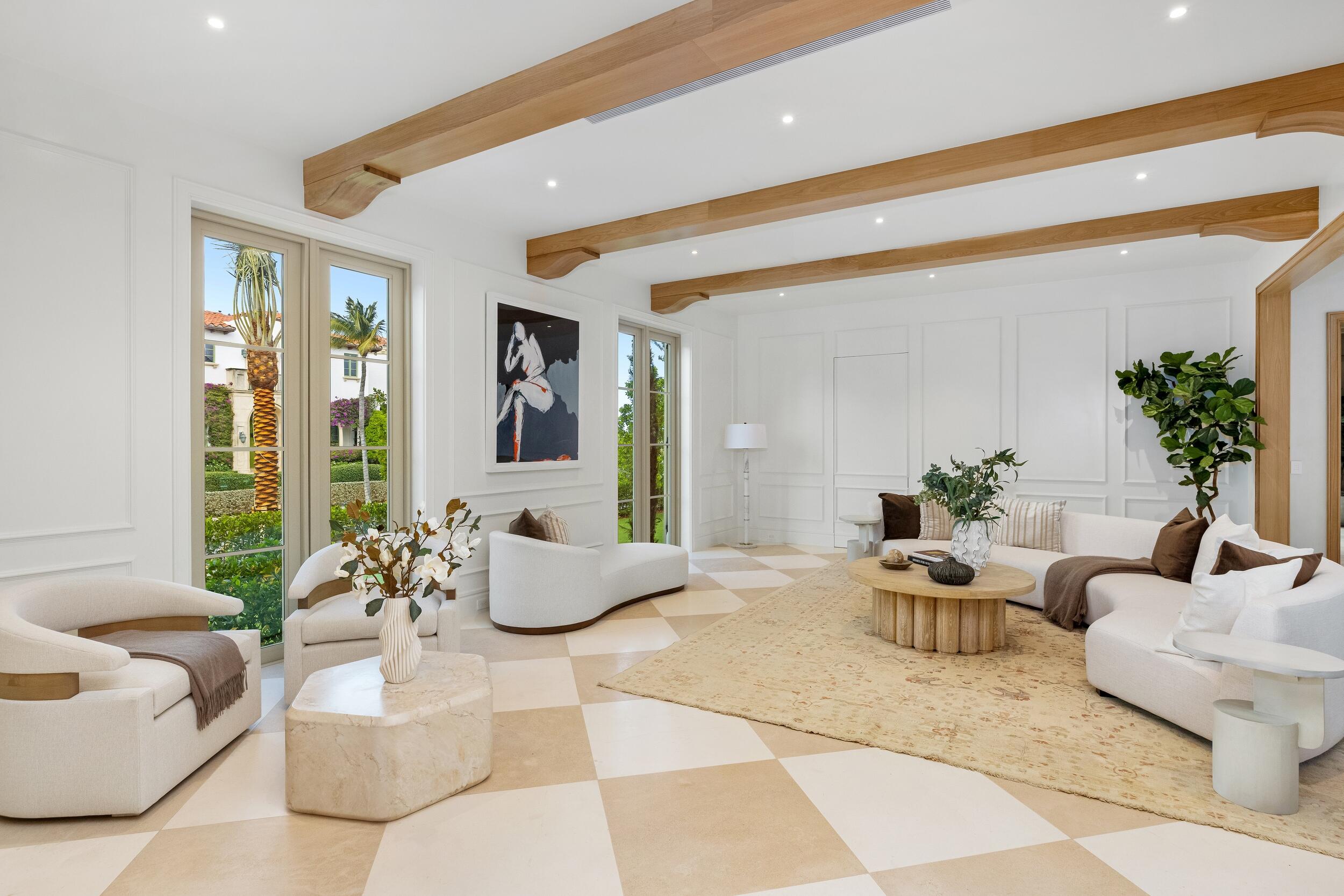 122 Bloomfield Drive