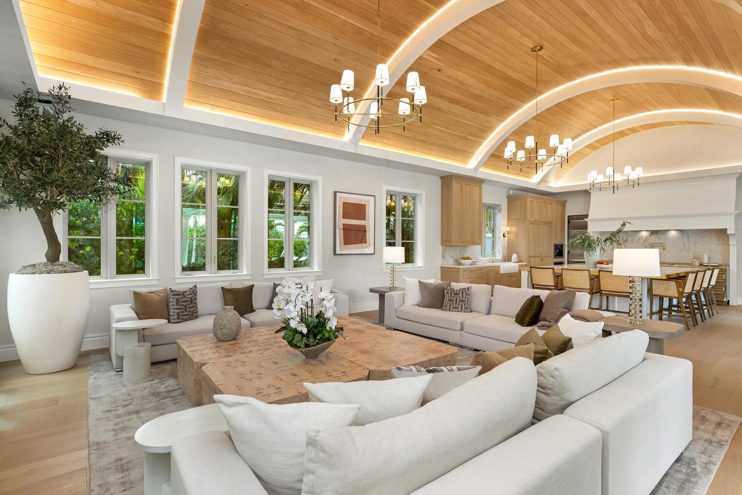 122 Bloomfield Drive