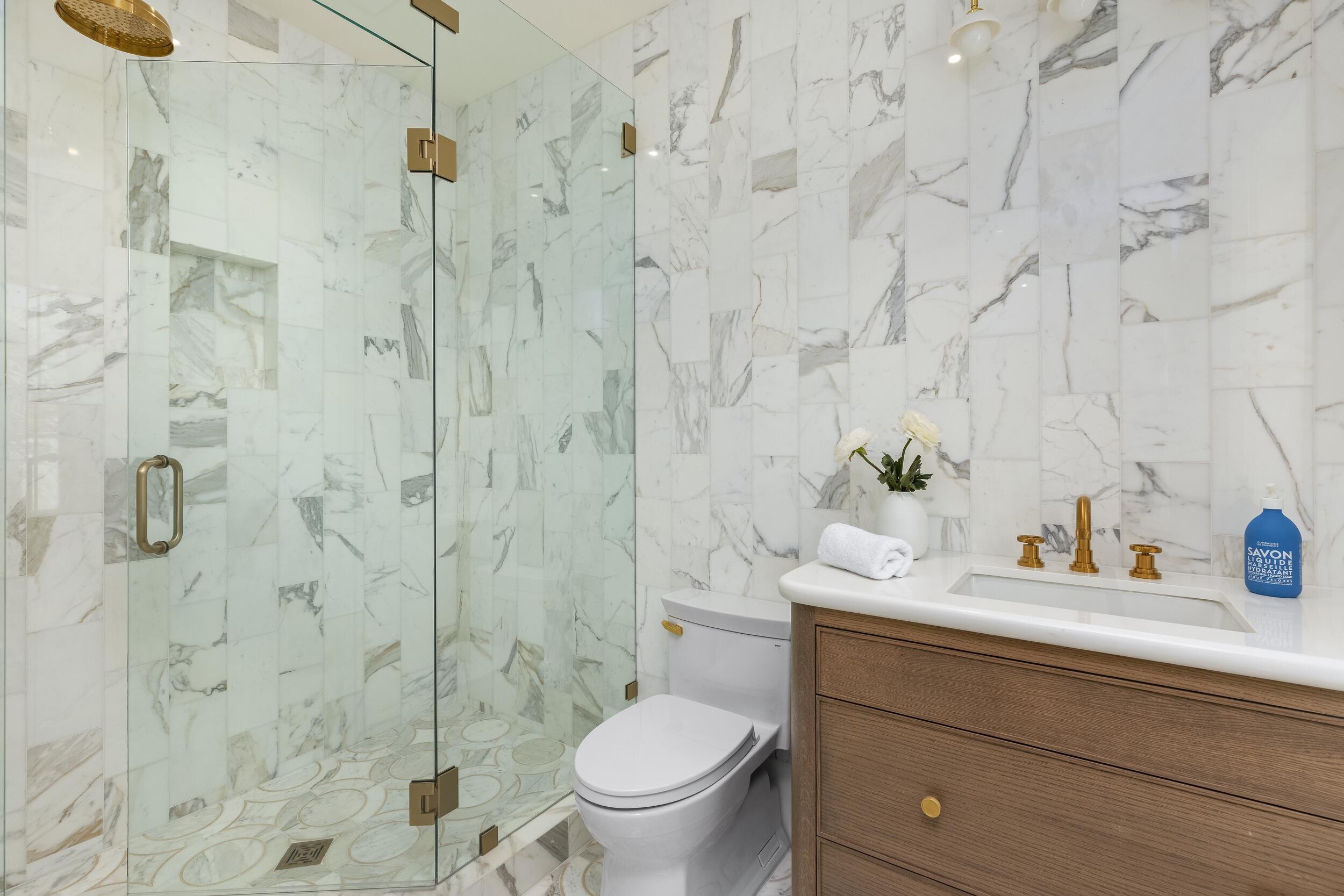 122 Bloomfield Drive